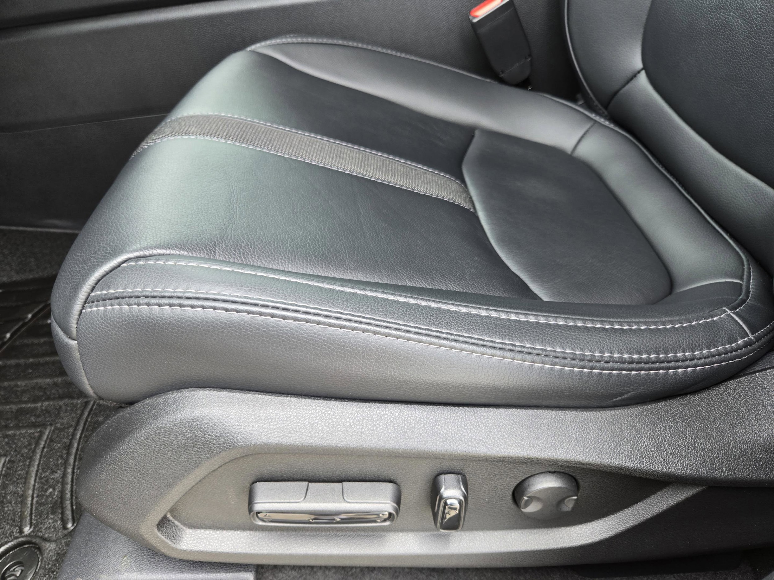 2025 Honda Pilot Touring - Photo 20