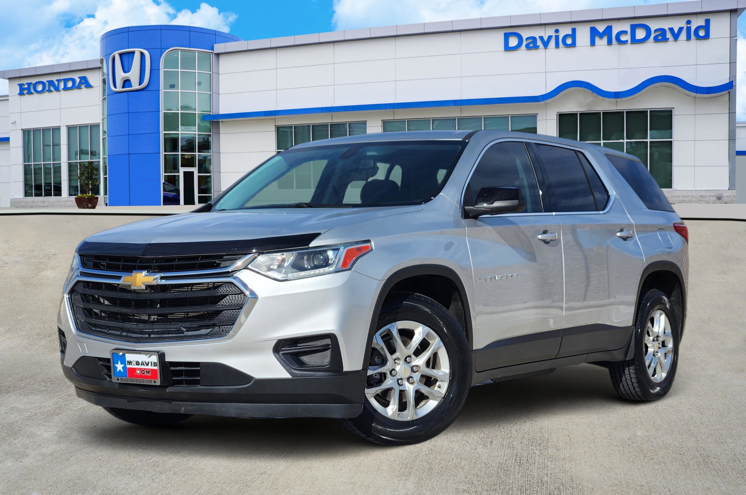 2021 Chevrolet Traverse LS's photo