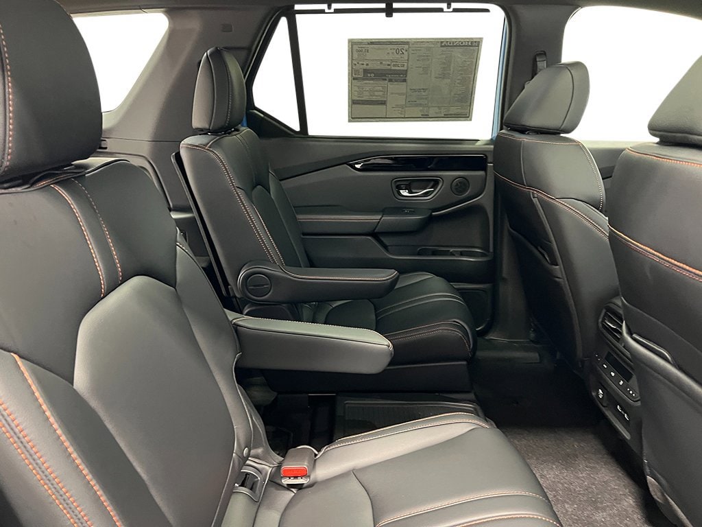 2025 Honda Pilot TrailSport - Photo 40