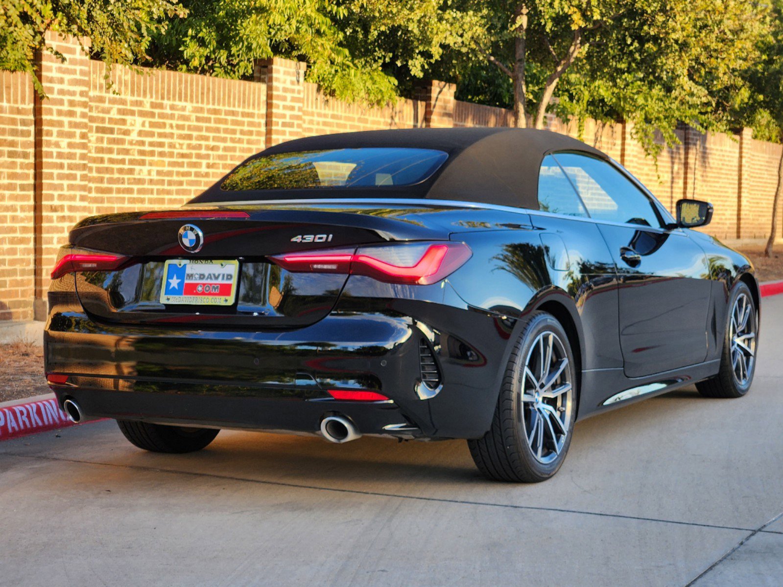 Used 2024 BMW 4 Series 430i with VIN WBA23AT07RCN57983 for sale in Frisco, TX