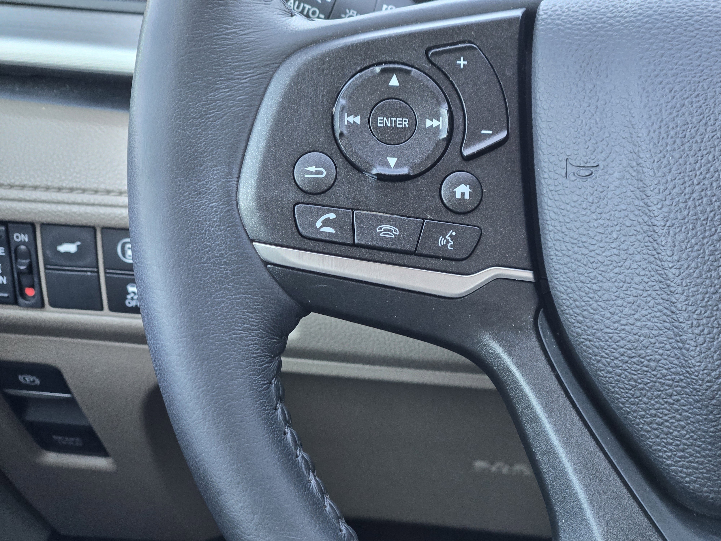 2023 Honda Odyssey EX-L - Photo 27