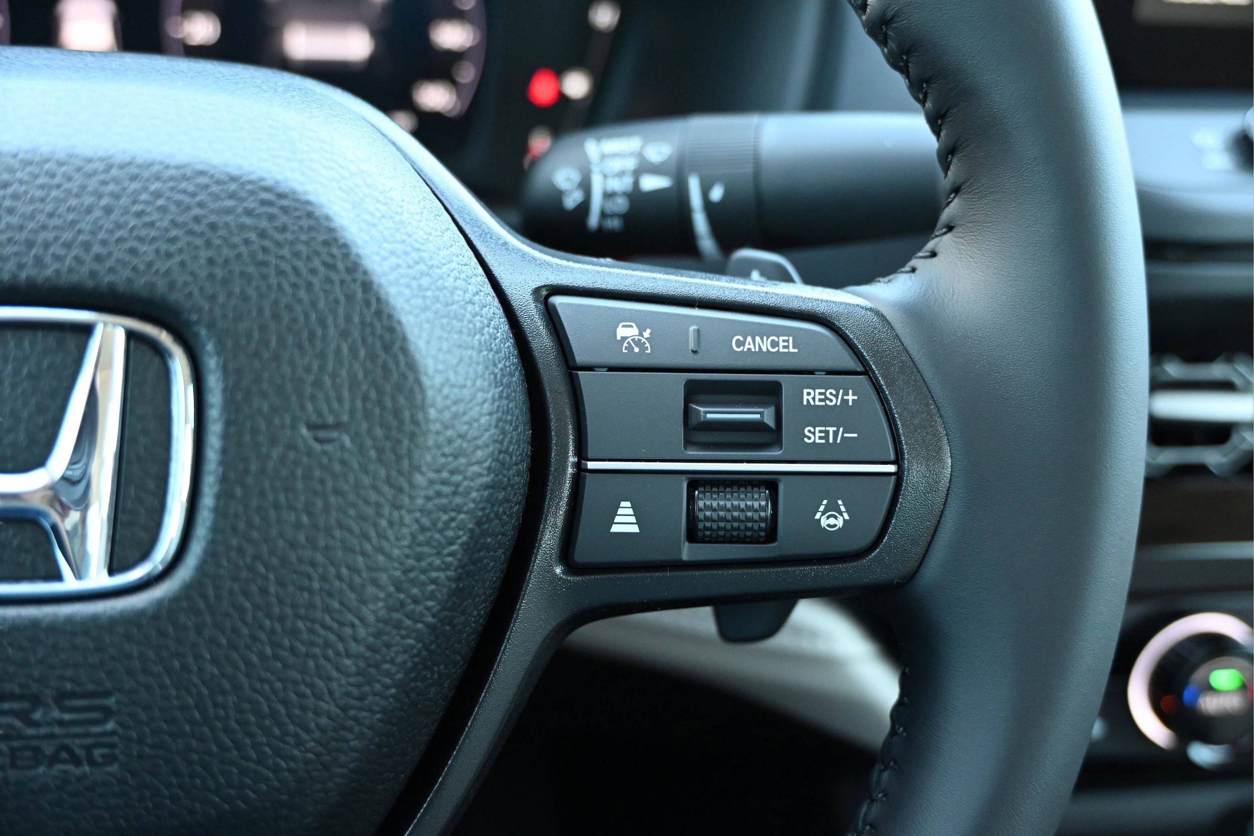 2025 Honda Accord Hybrid EX-L - Photo 33
