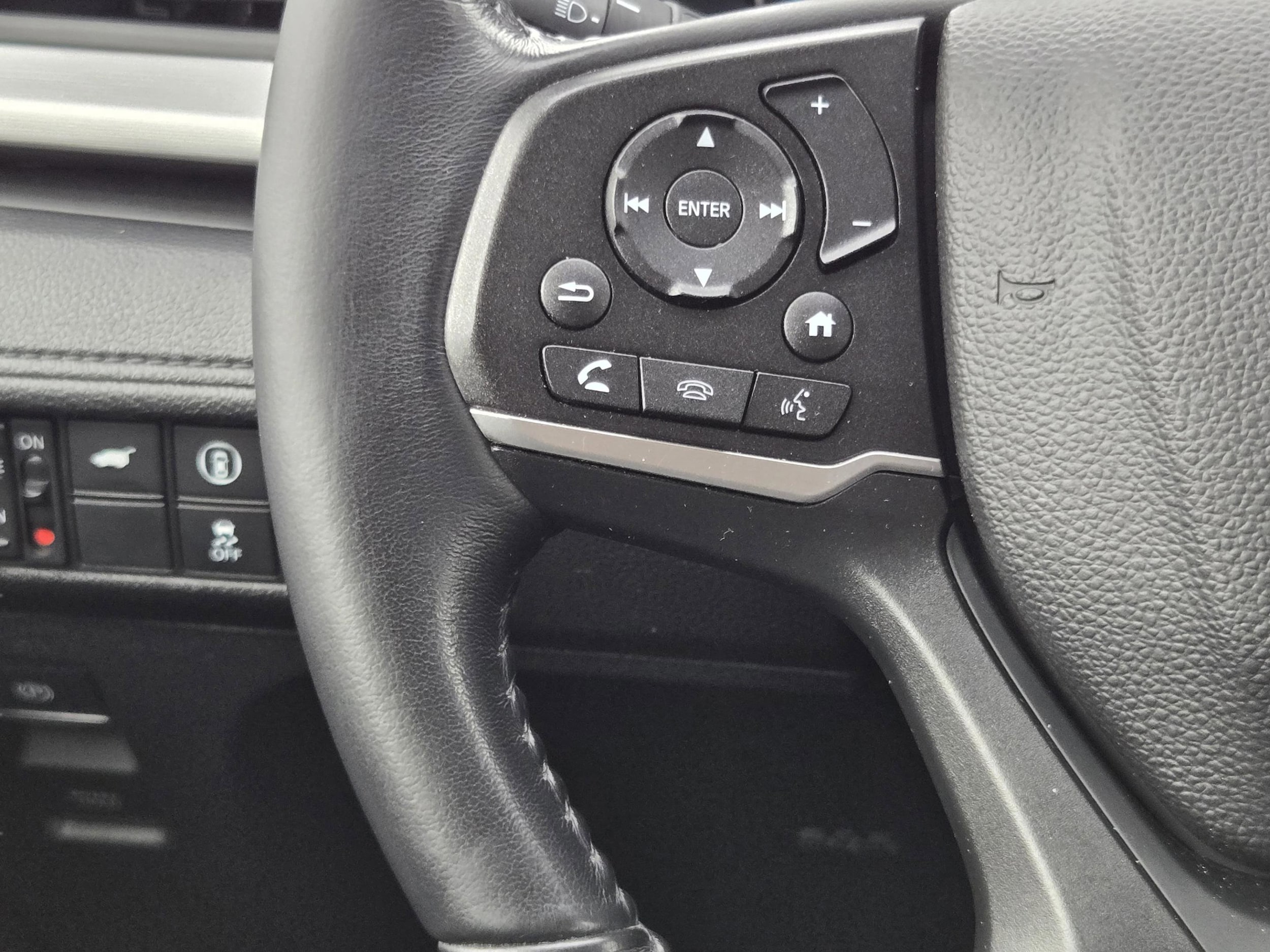 2023 Honda Odyssey EX-L - Photo 22