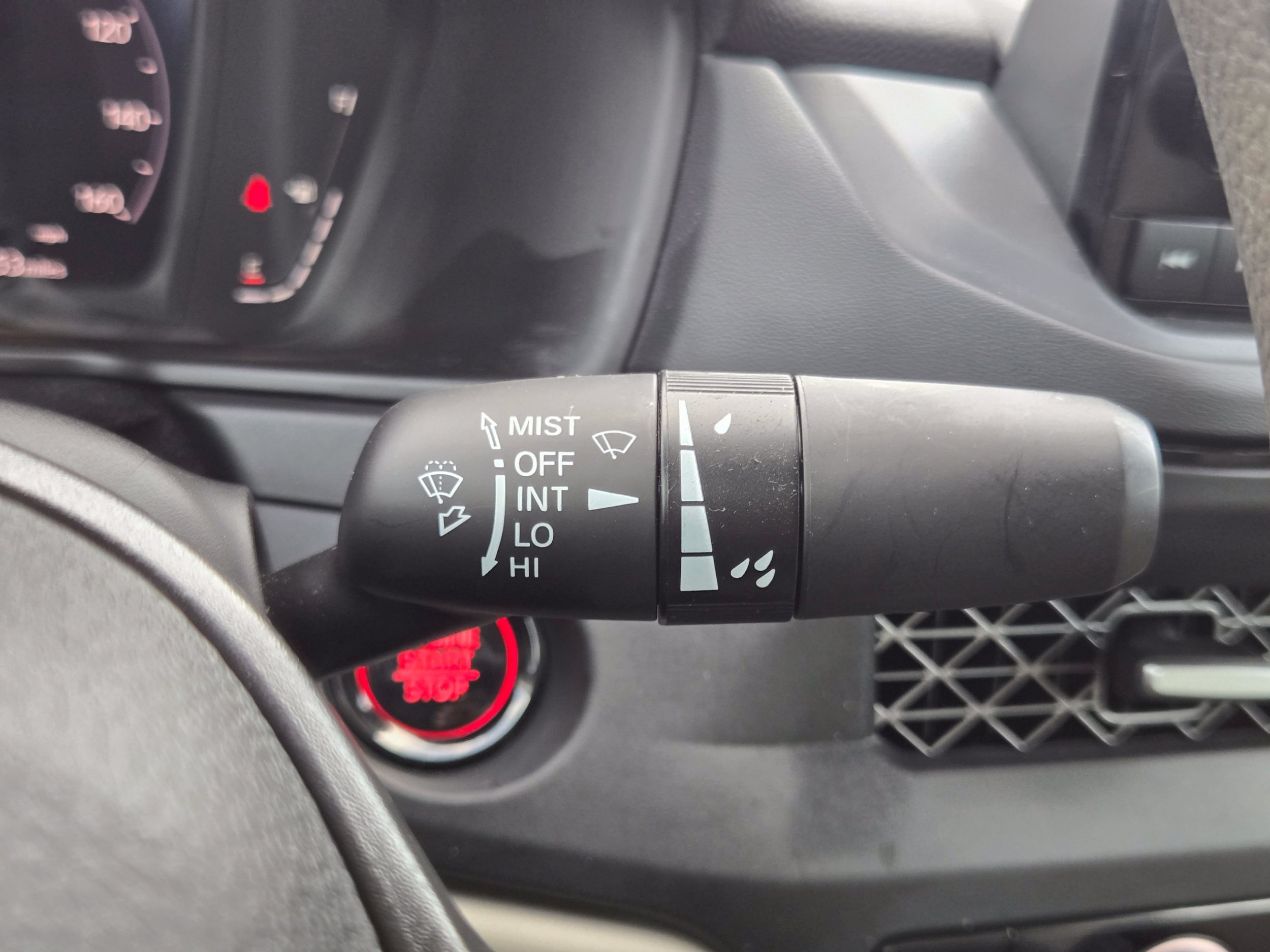 2025 Honda Accord SE - Photo 18