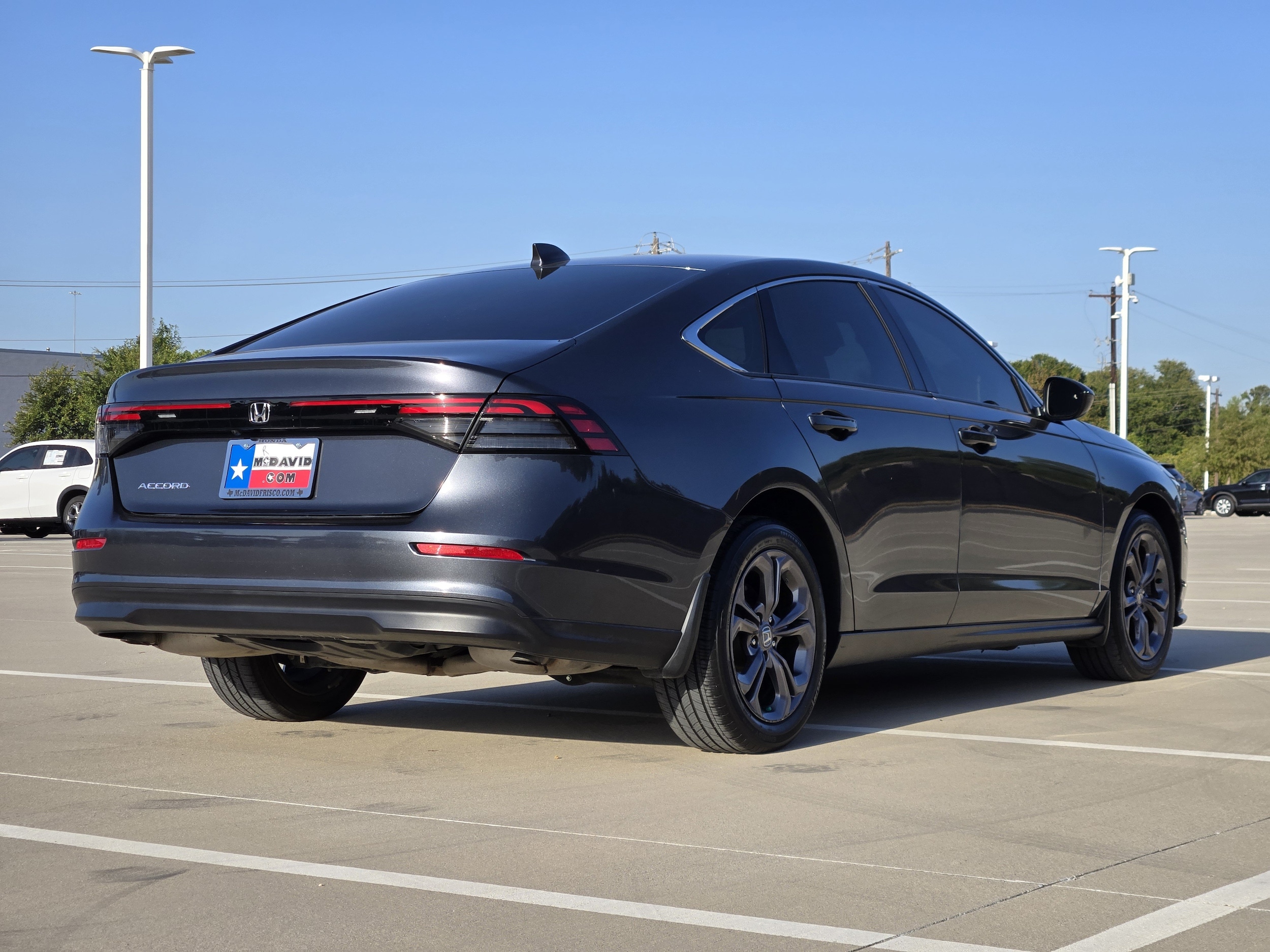 2023 Honda Accord EX - Photo 6