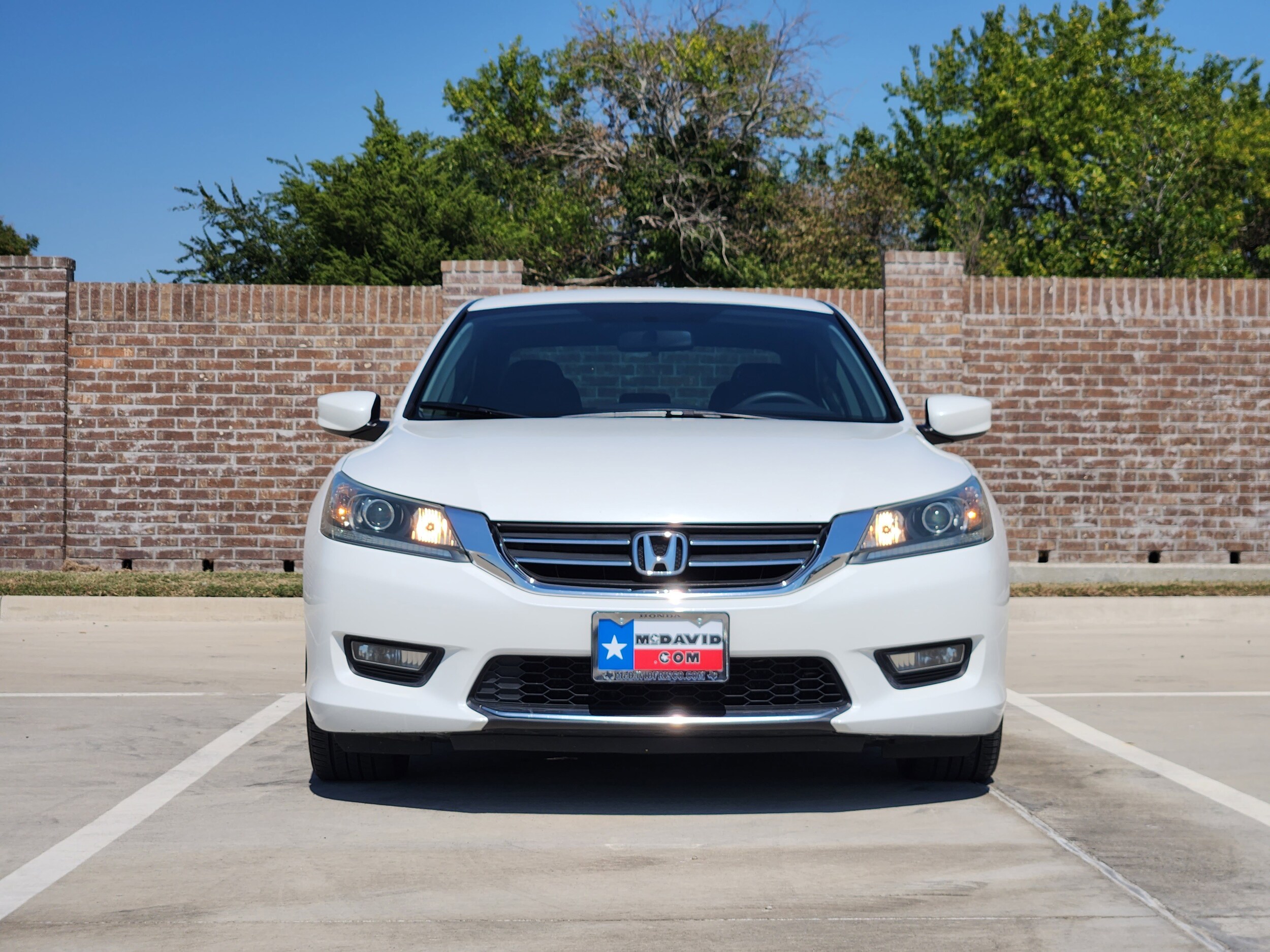 2015 Honda Accord Sport photo 2