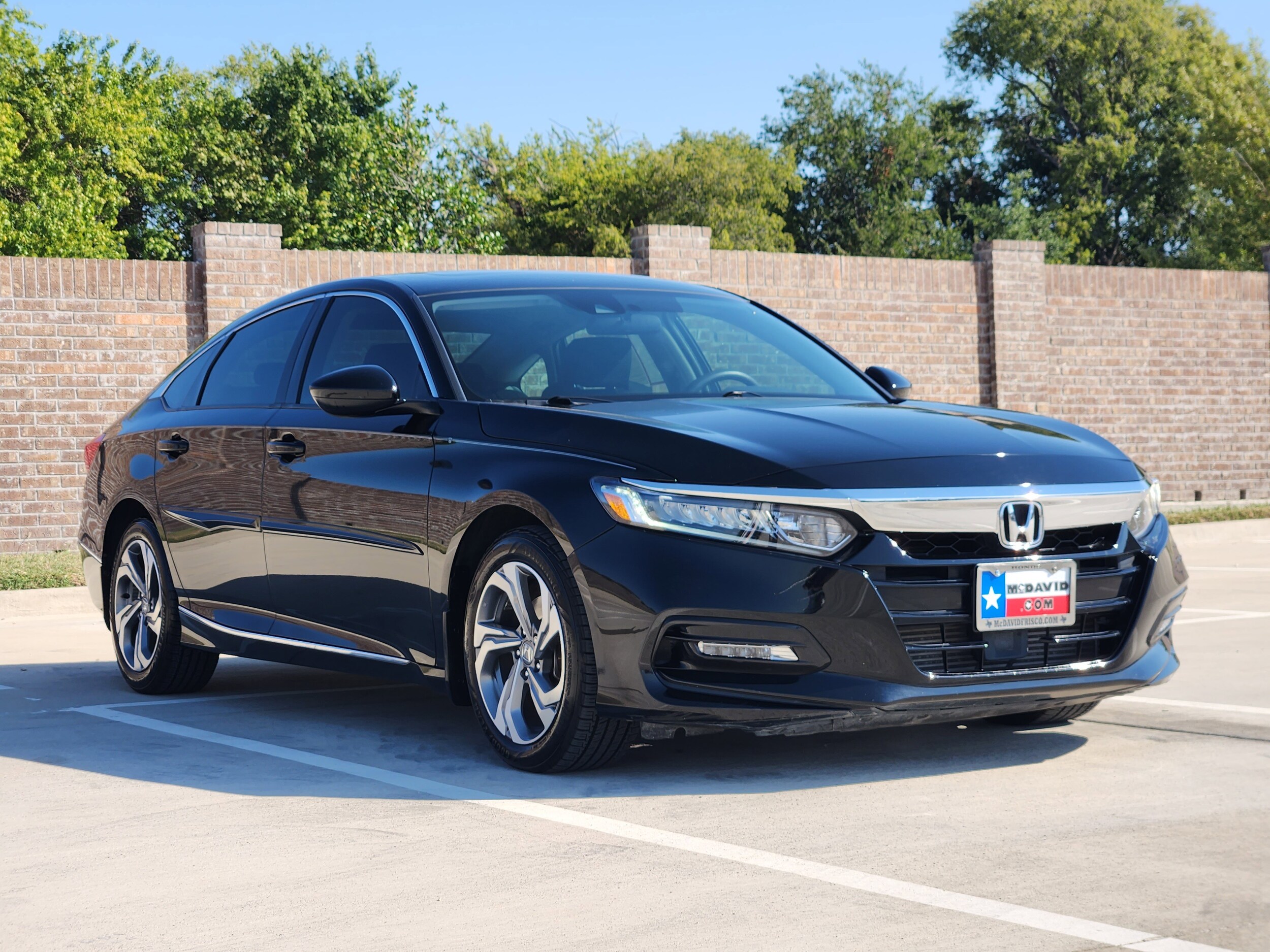 2018 Honda Accord EX photo 3