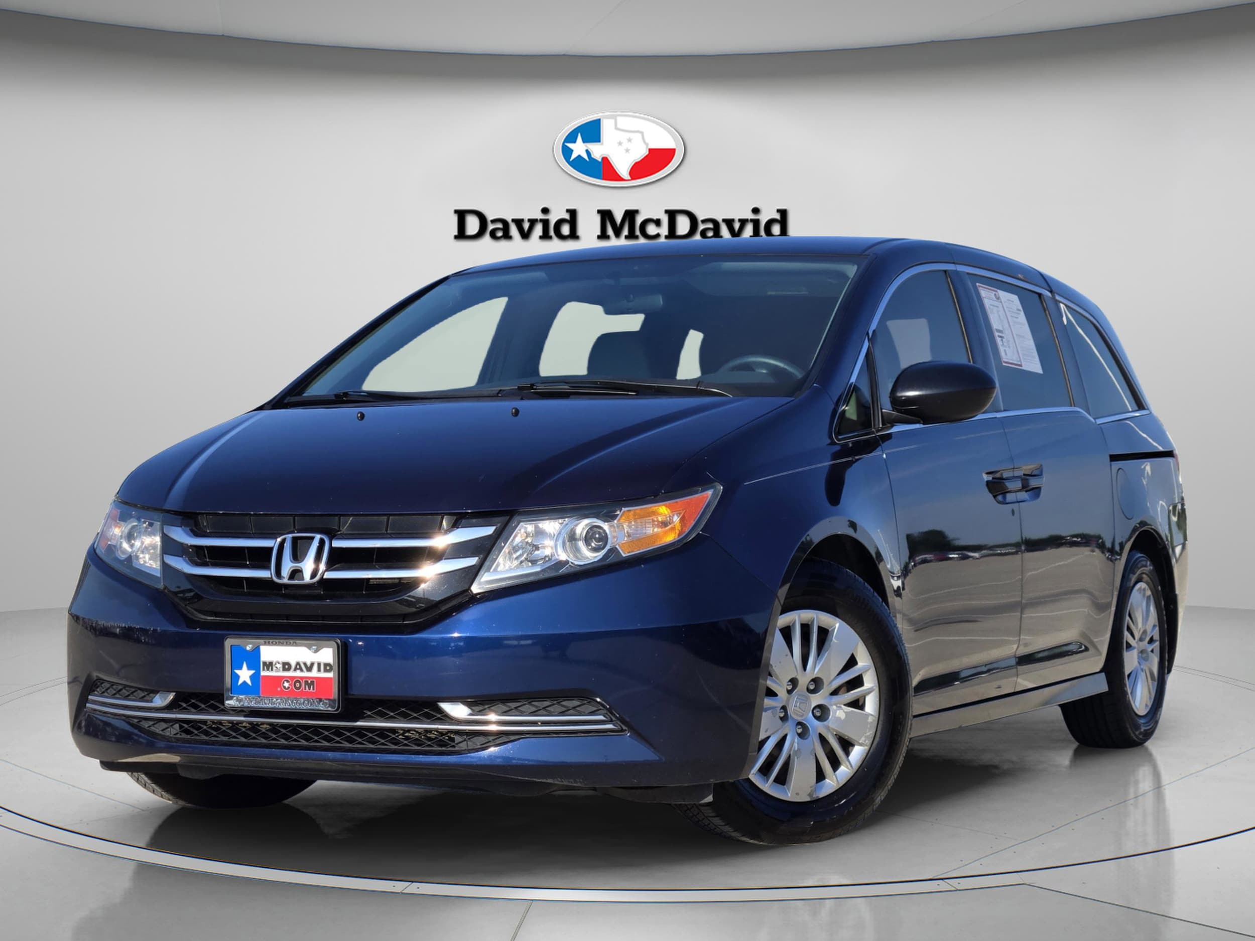 2015 Honda Odyssey LX's photo