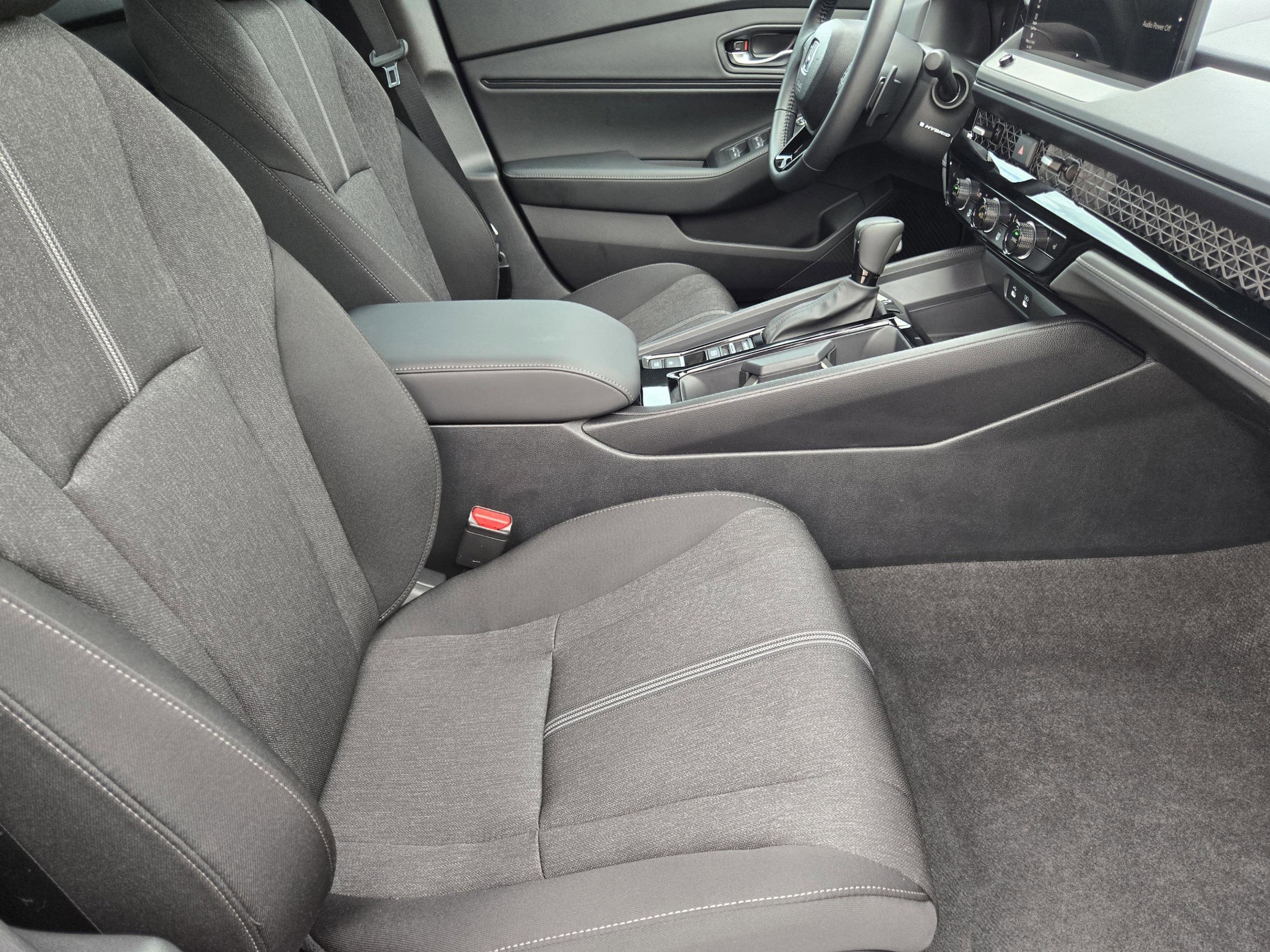 2025 Honda Accord Hybrid Sport - Photo 10