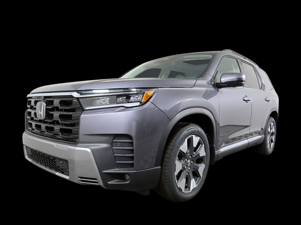 2026 Honda Pilot Touring AWD's photo