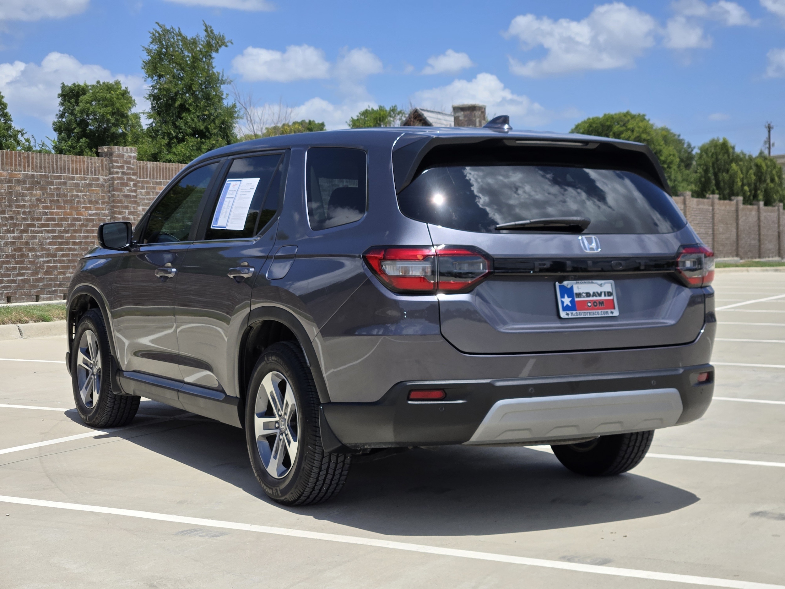 2024 Honda Pilot EX-L - Photo 8