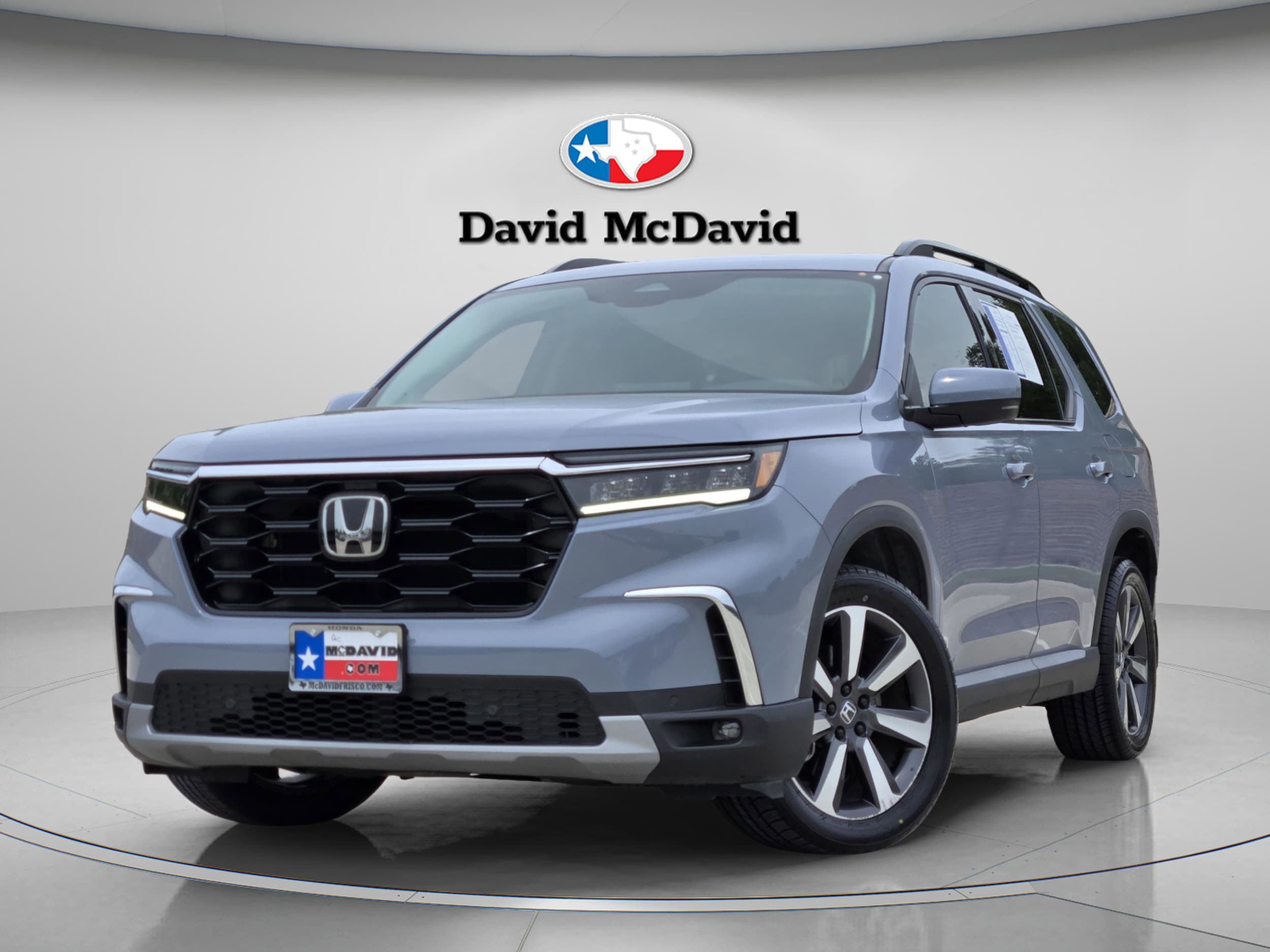 2025 Honda Pilot Touring AWD's photo
