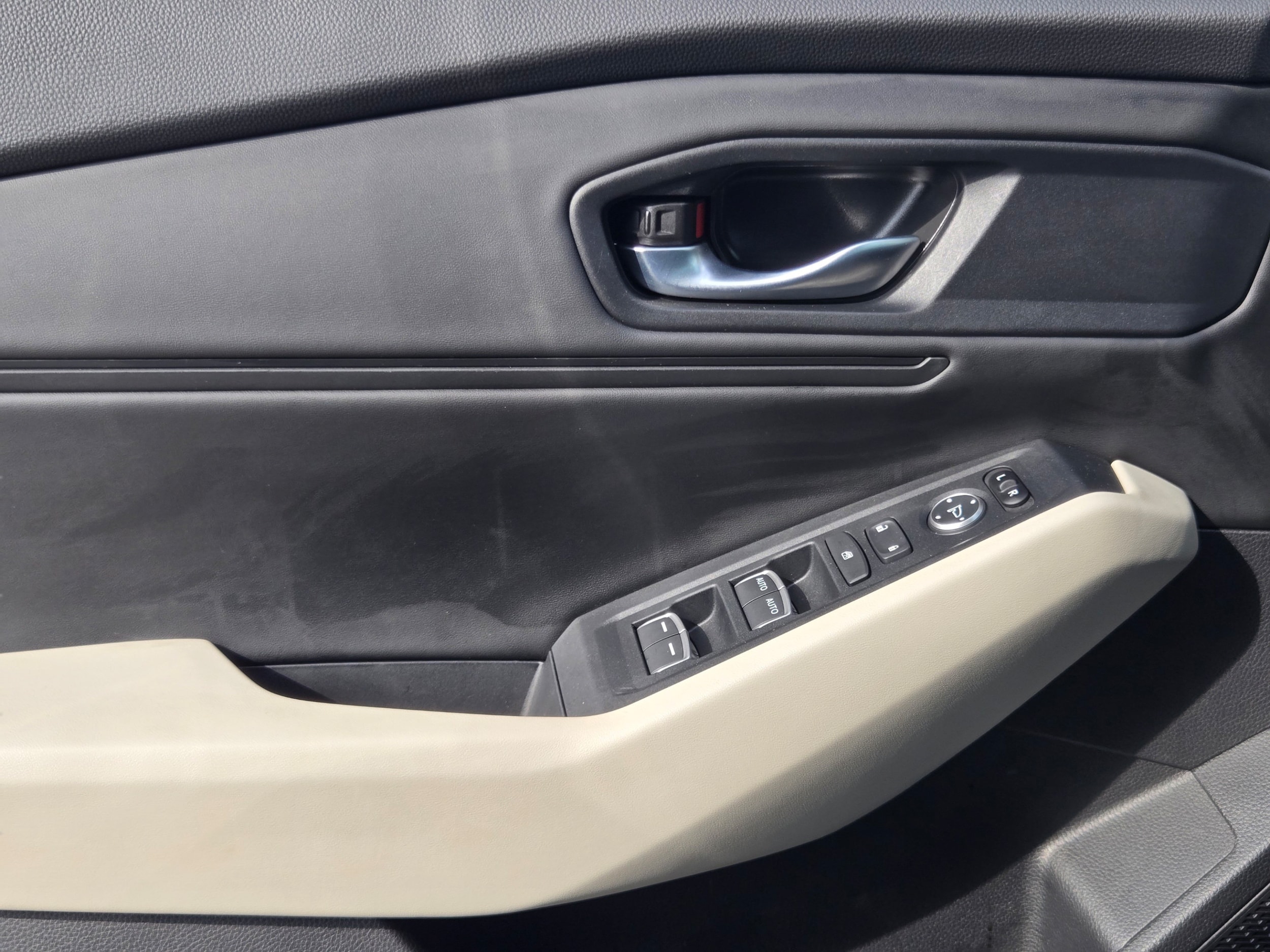 2025 Honda Accord SE - Photo 20
