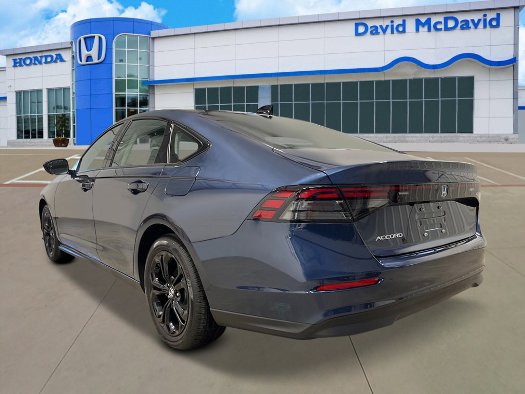 2025 Honda Accord SE photo 2