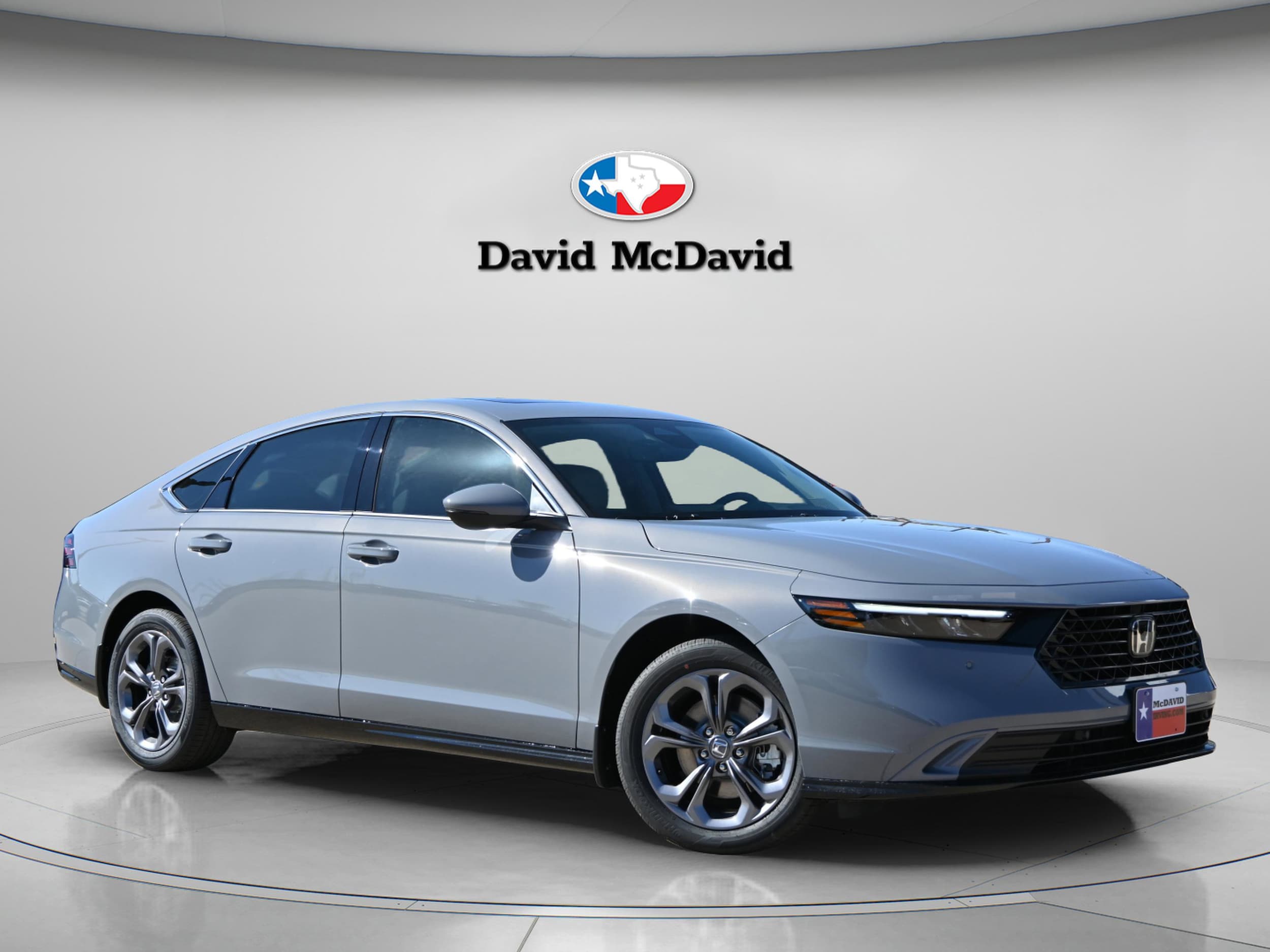 2025 Honda Accord Hybrid EX-L - Photo 8