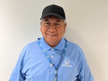 Staff member Pio Torres from ID_f20263