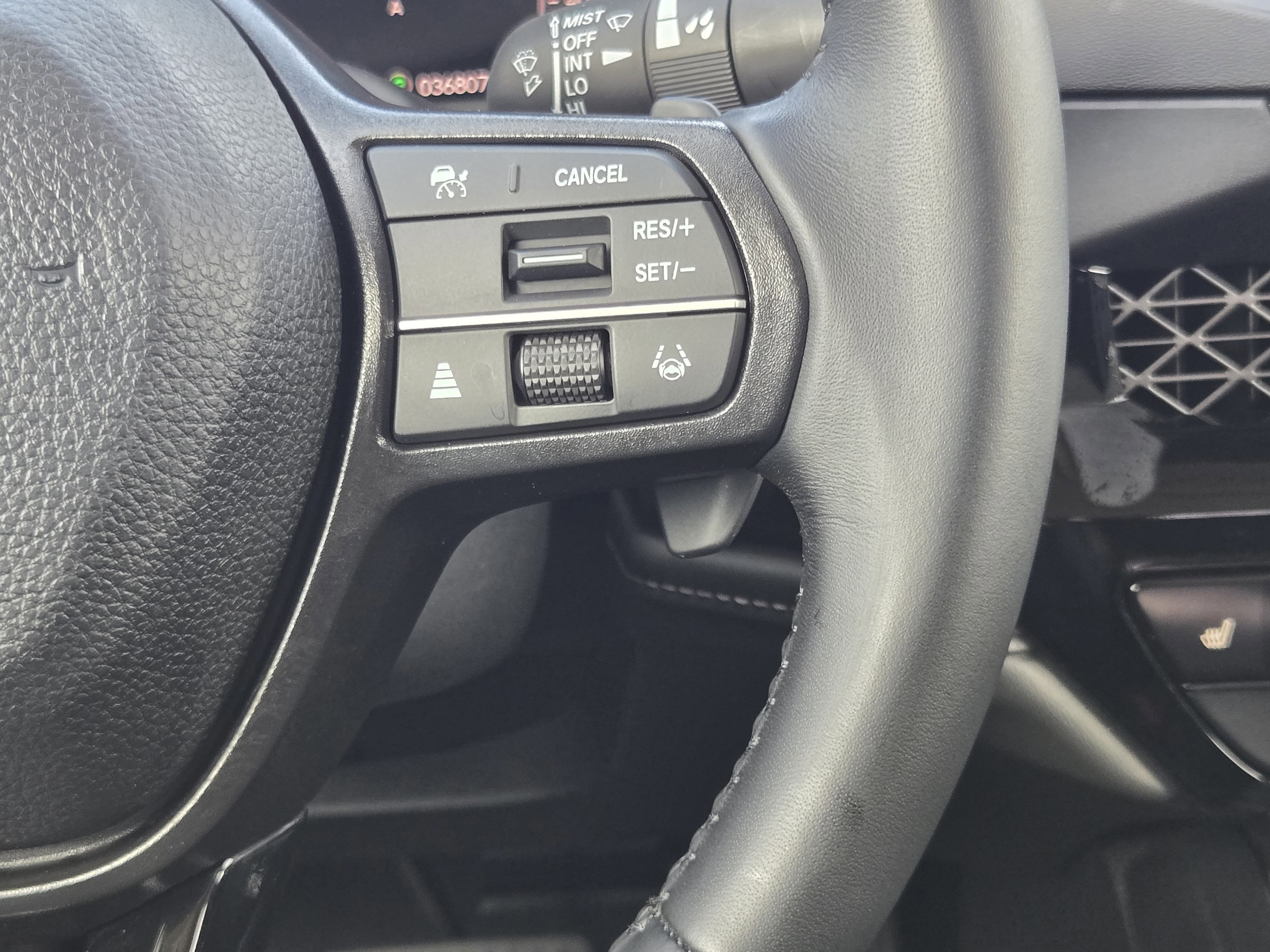 2024 Honda Accord Hybrid EX-L - Photo 25