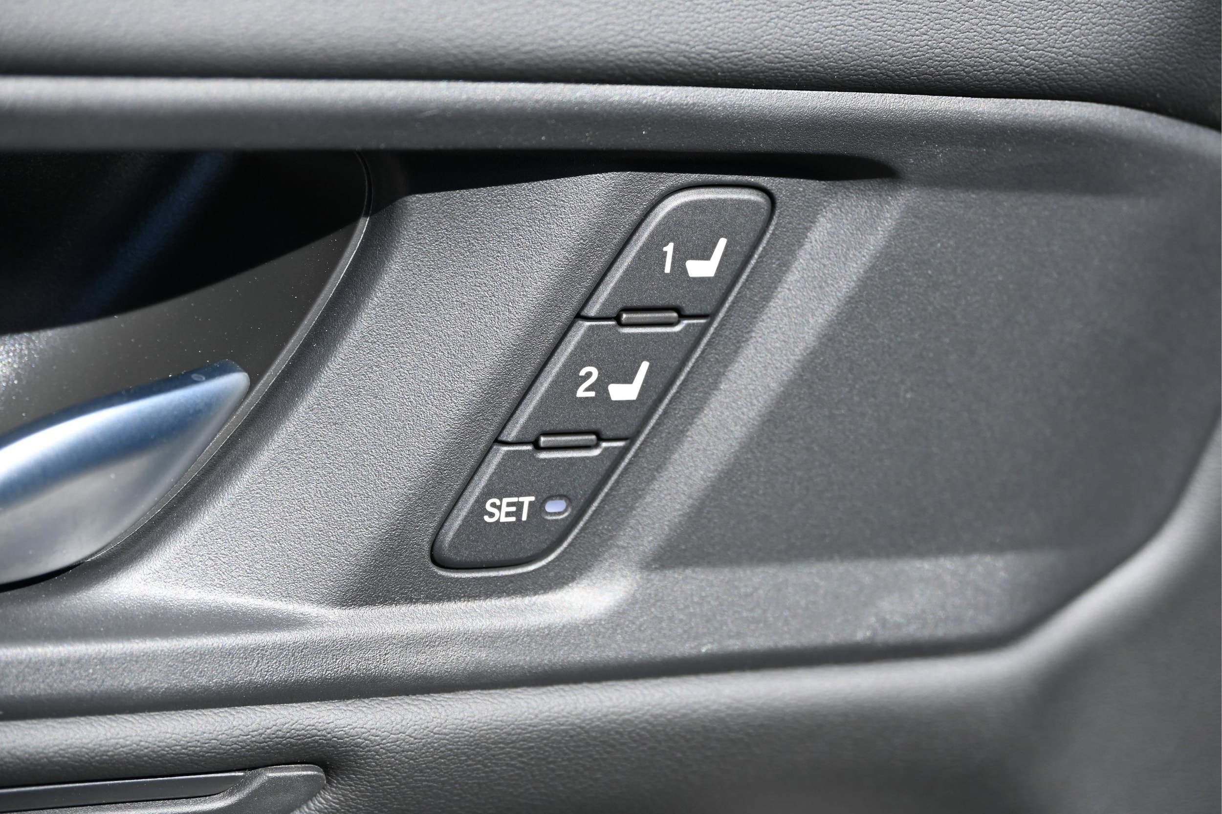 2025 Honda Accord Hybrid EX-L - Photo 20