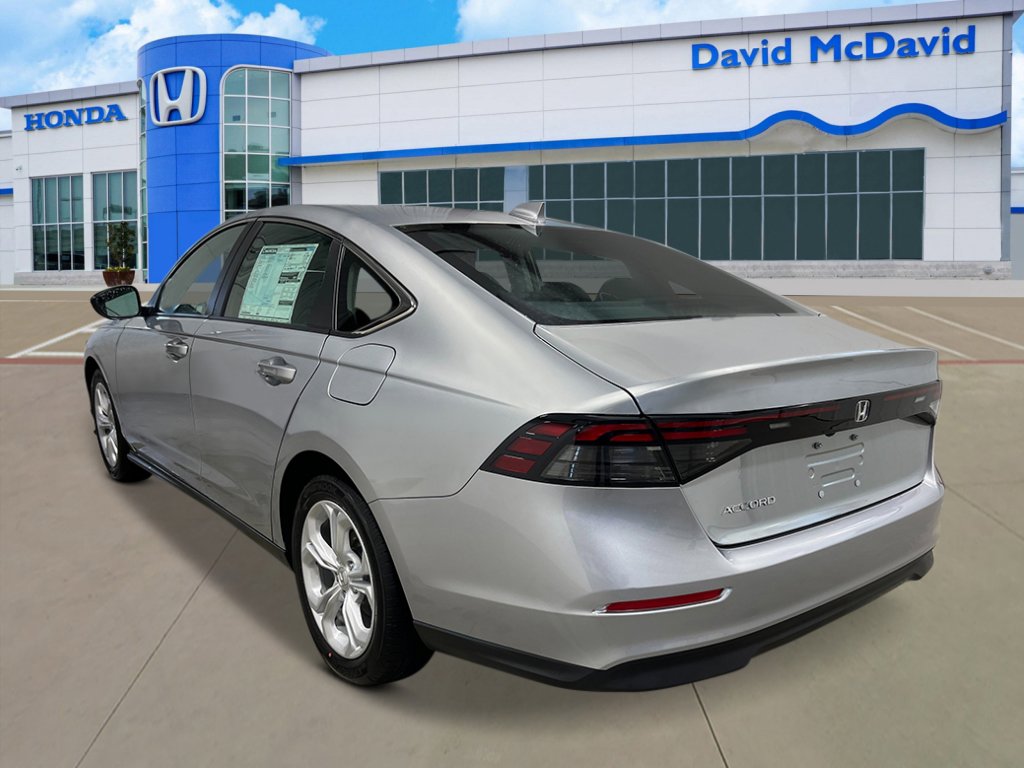 2025 Honda Accord LX photo 3