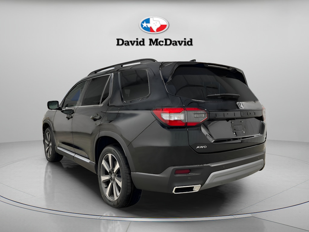 Used 2025 Honda Pilot Touring SUV