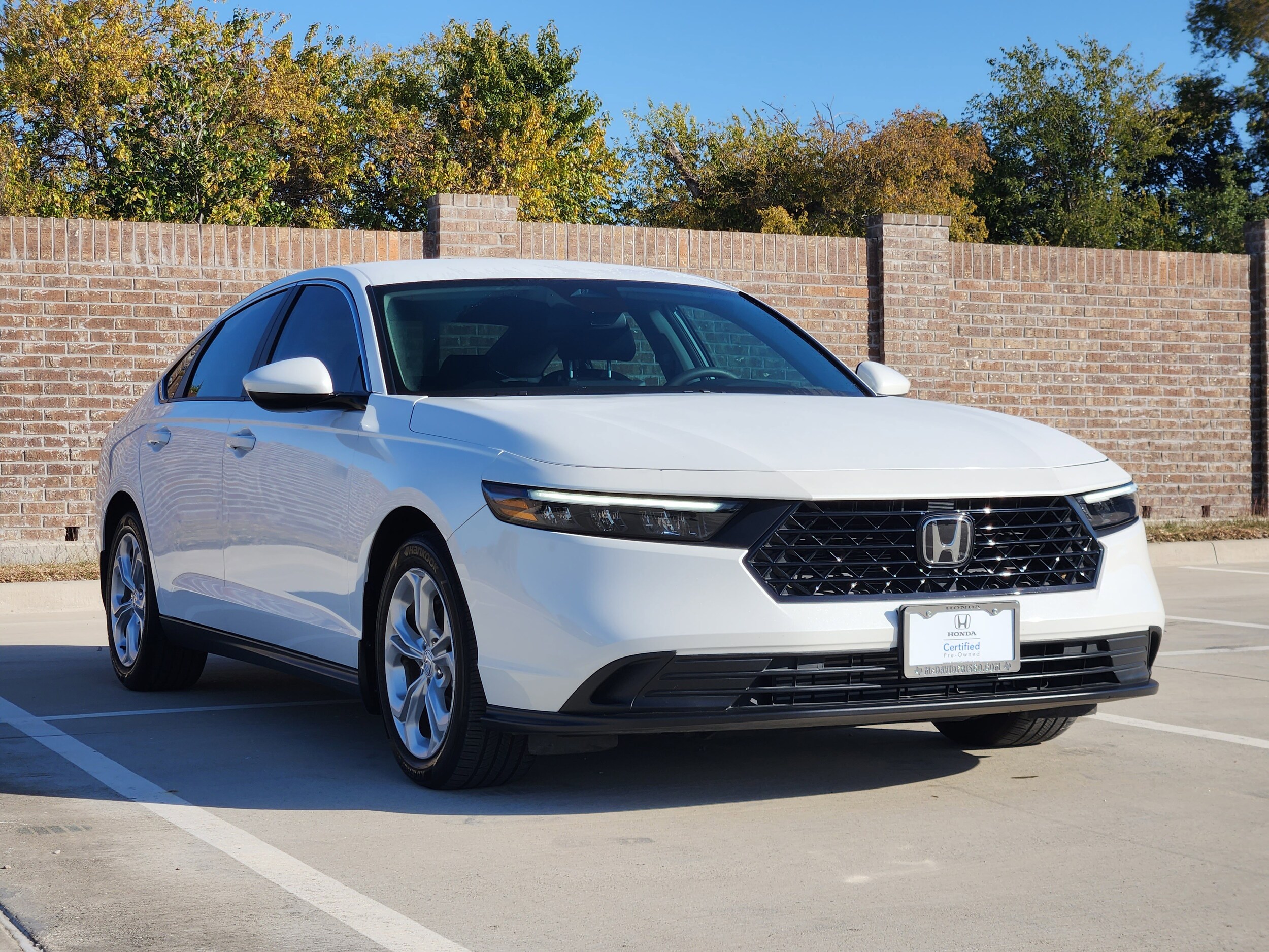 2023 Honda Accord LX photo 3