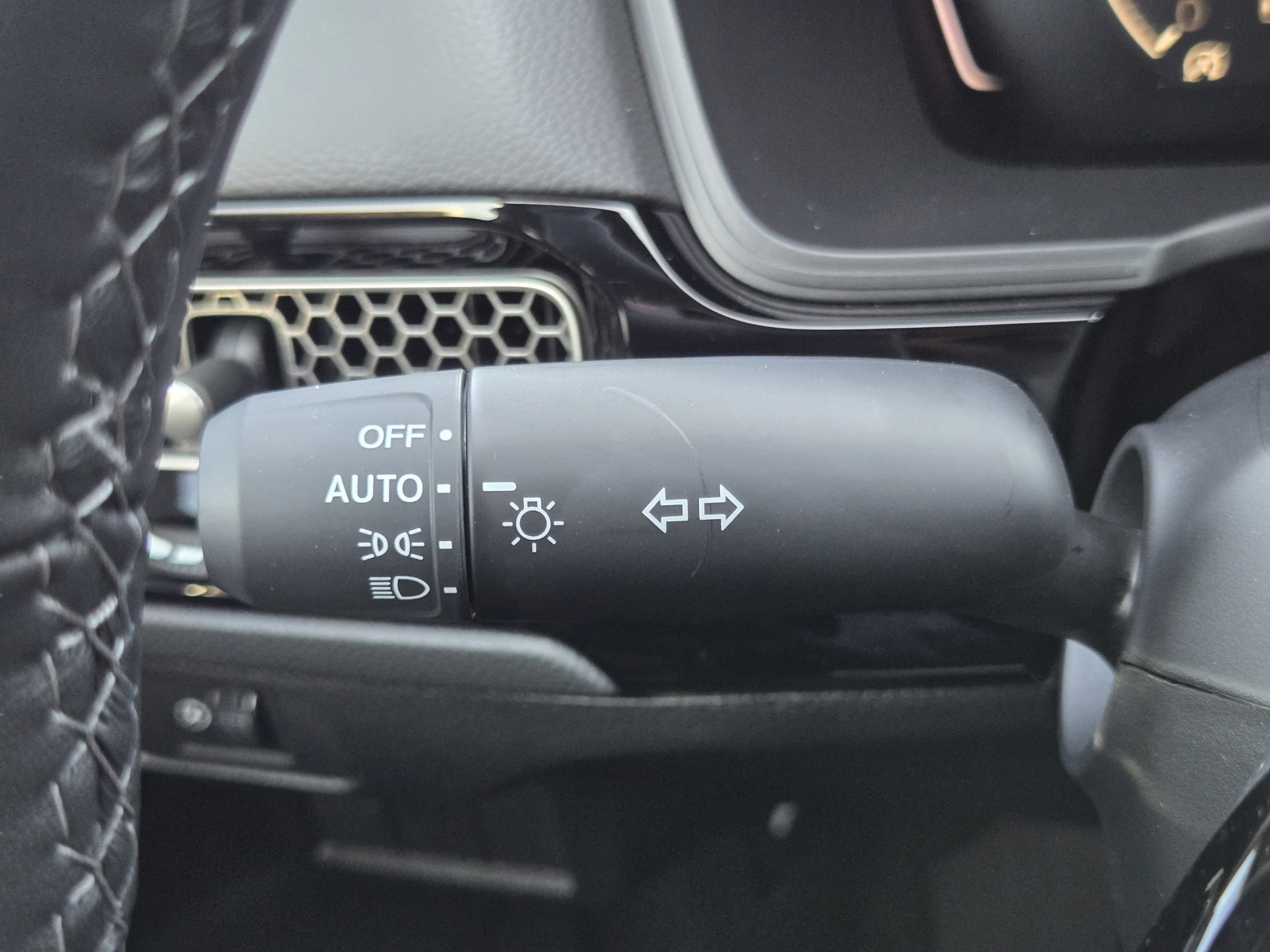 2026 Honda Civic Sport - Photo 18