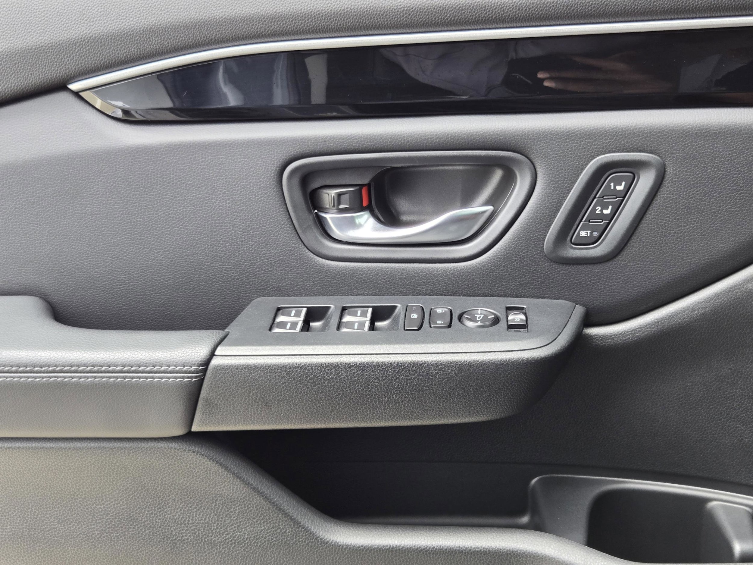 2025 Honda Pilot Touring - Photo 19