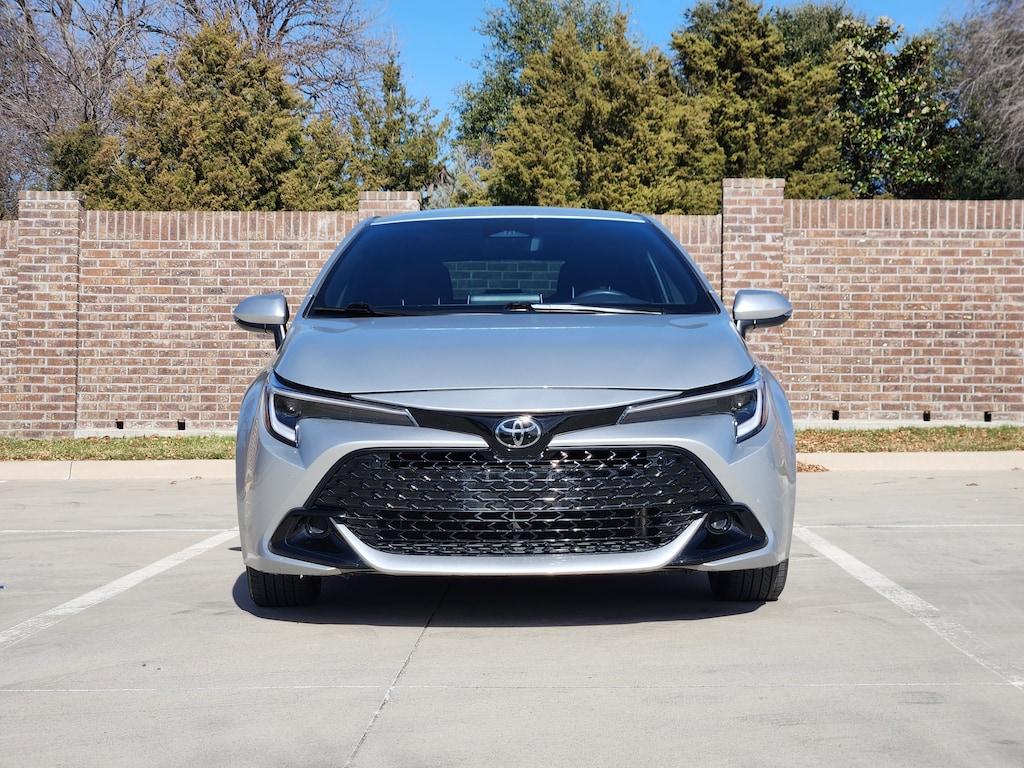 Used 2024 Toyota Corolla Hatchback SE Hatchback