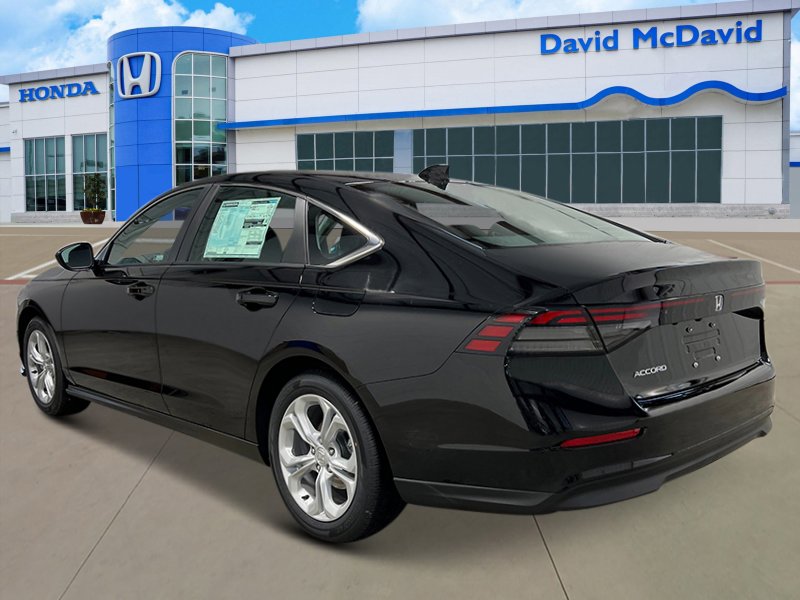 2025 Honda Accord LX photo 3