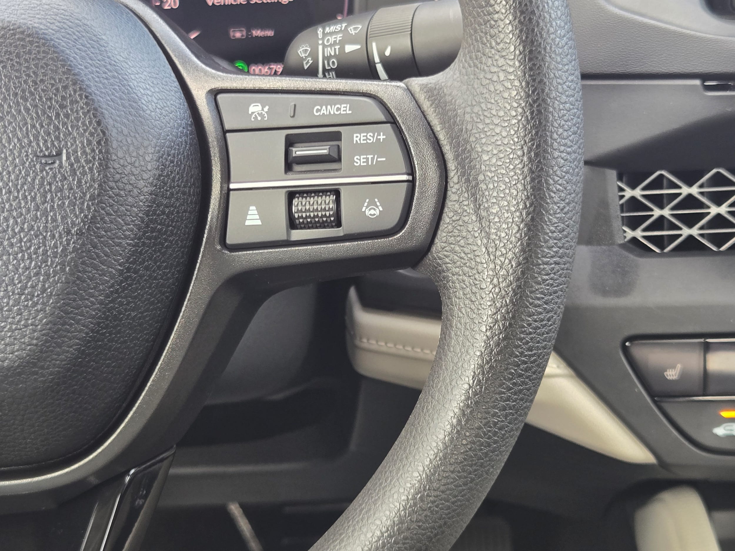 2025 Honda Accord SE - Photo 25