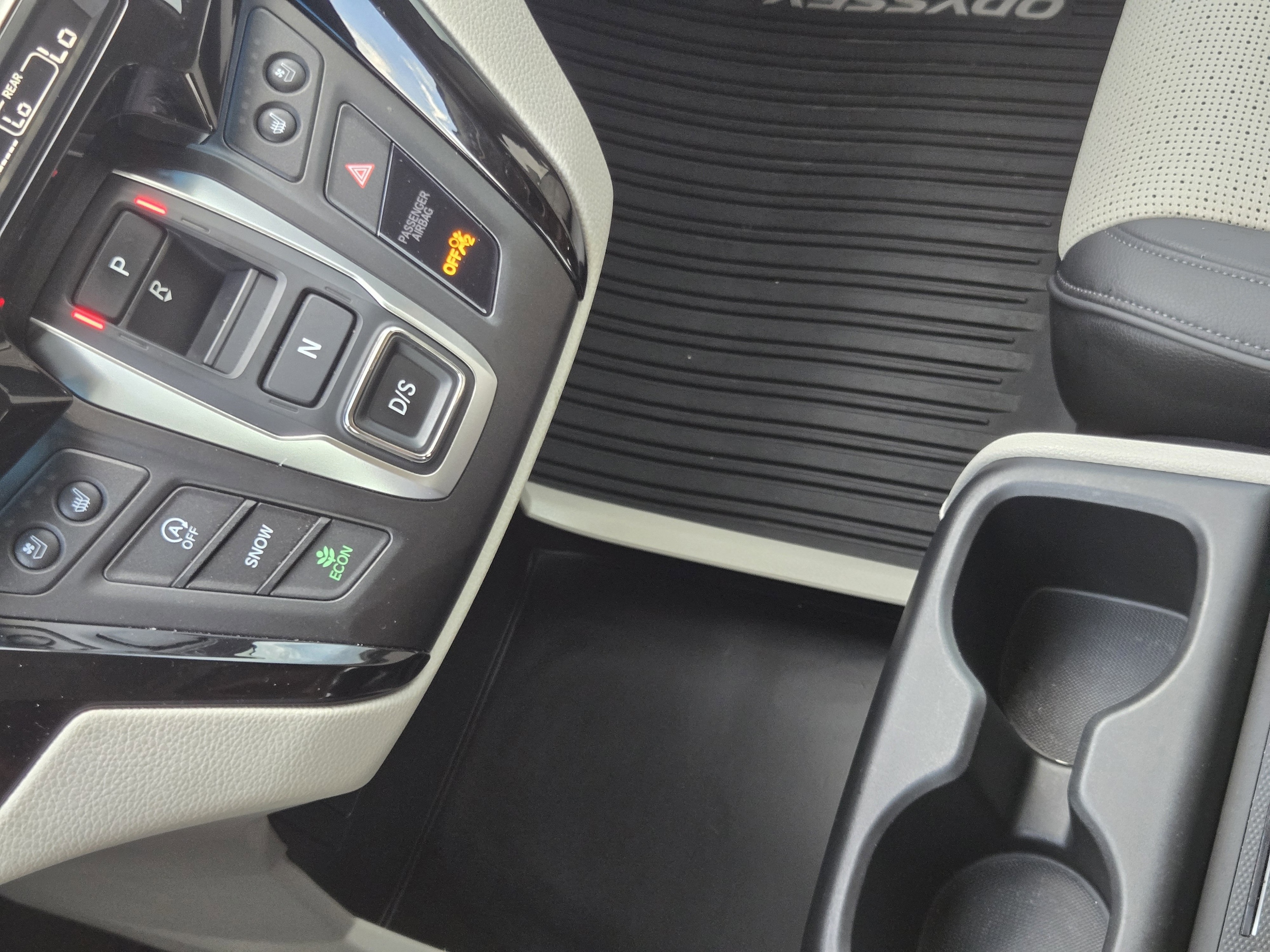 2025 Honda Odyssey Elite - Photo 15
