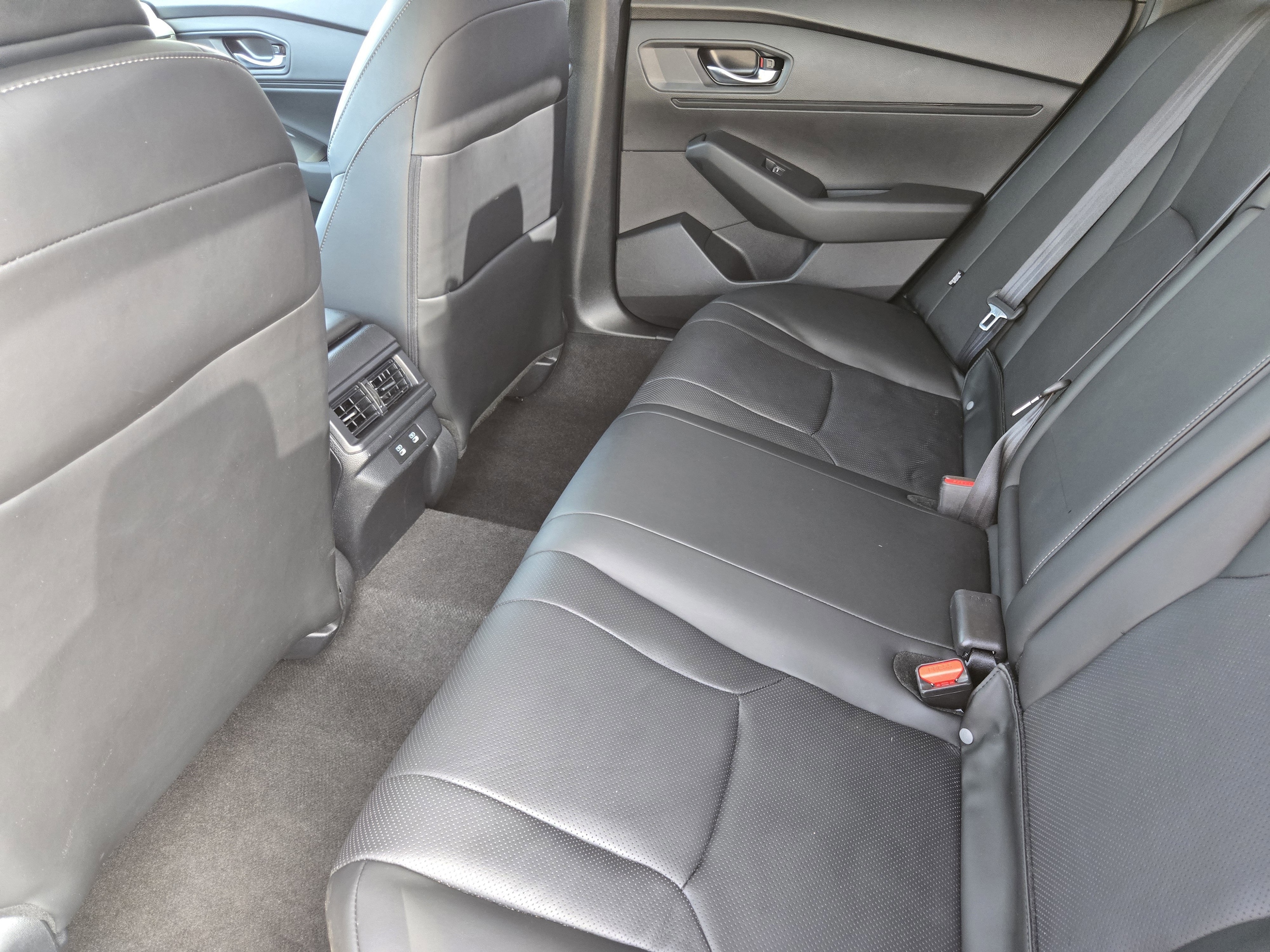 2024 Honda Accord Hybrid EX-L - Photo 26