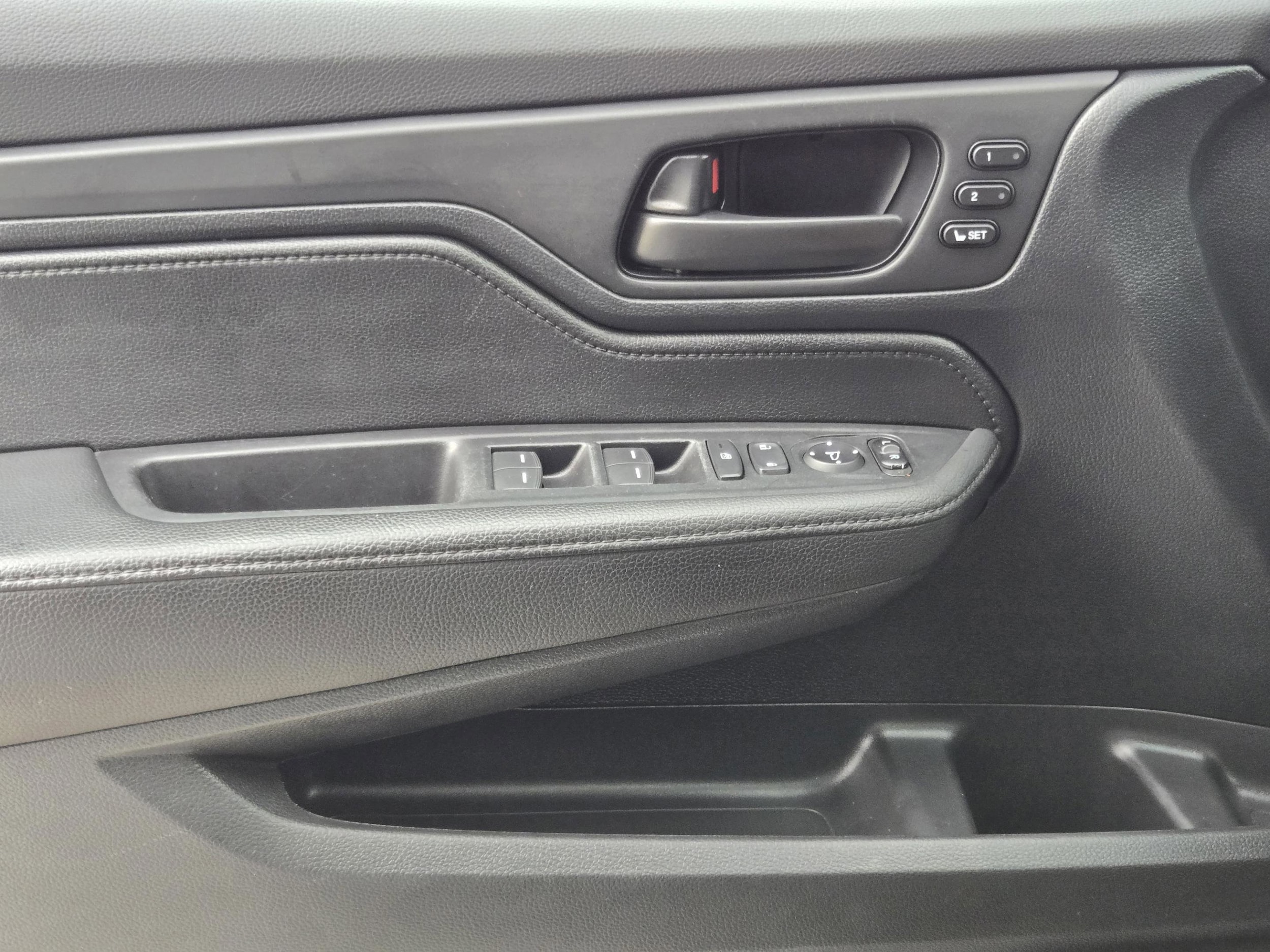 2023 Honda Odyssey EX-L - Photo 27