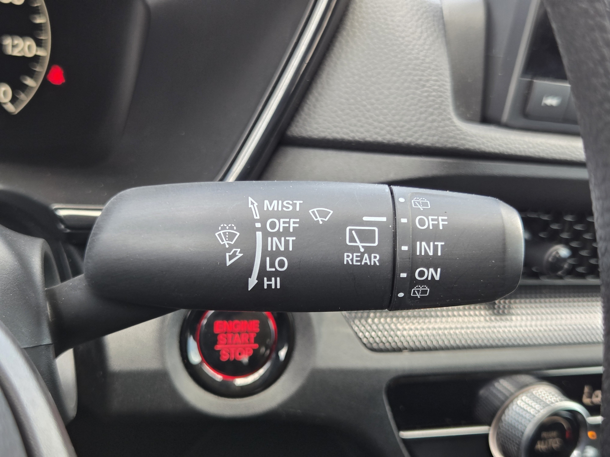 2025 Honda CR-V LX - Photo 22