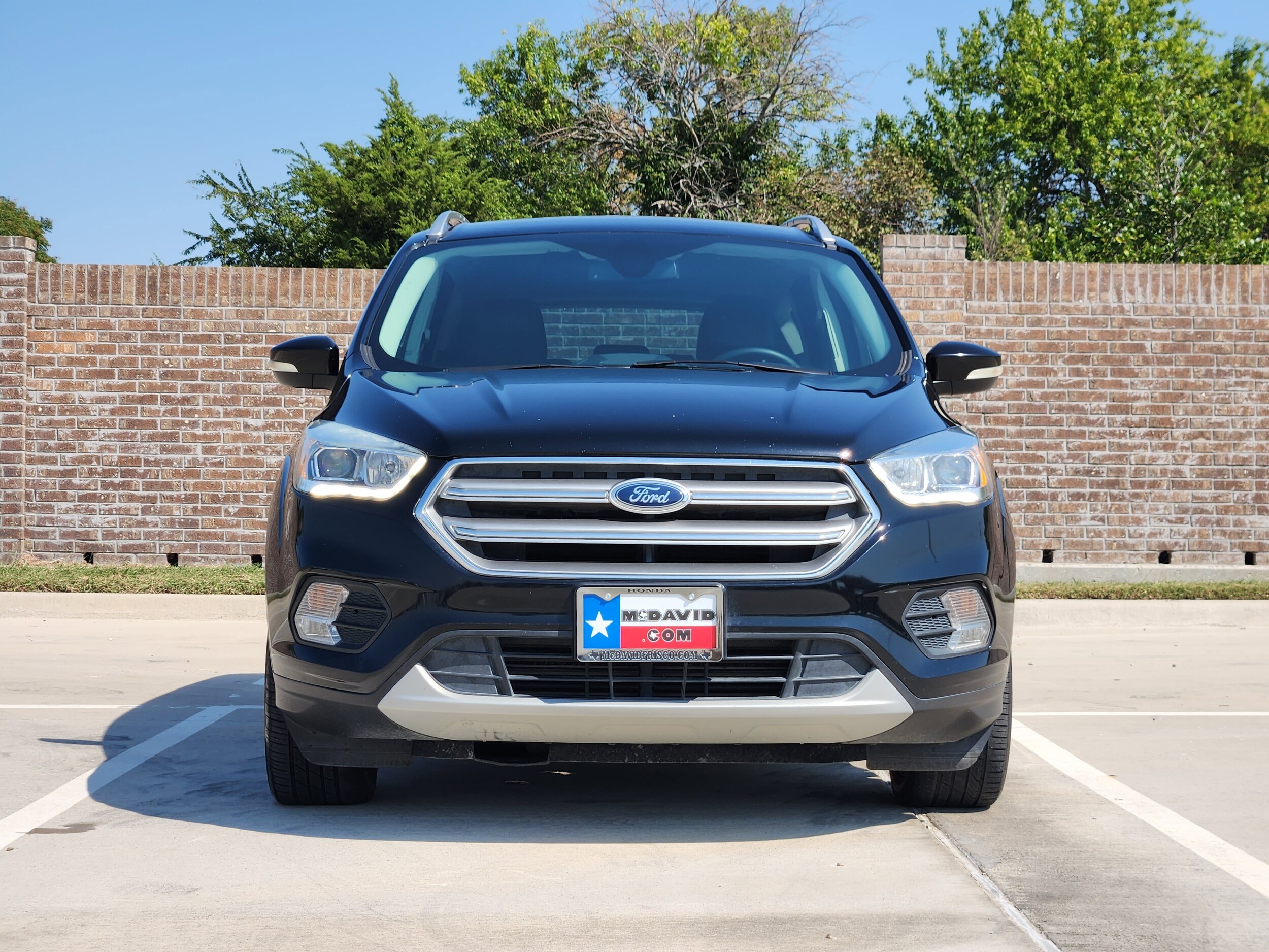 2017 Ford Escape Titanium photo 2
