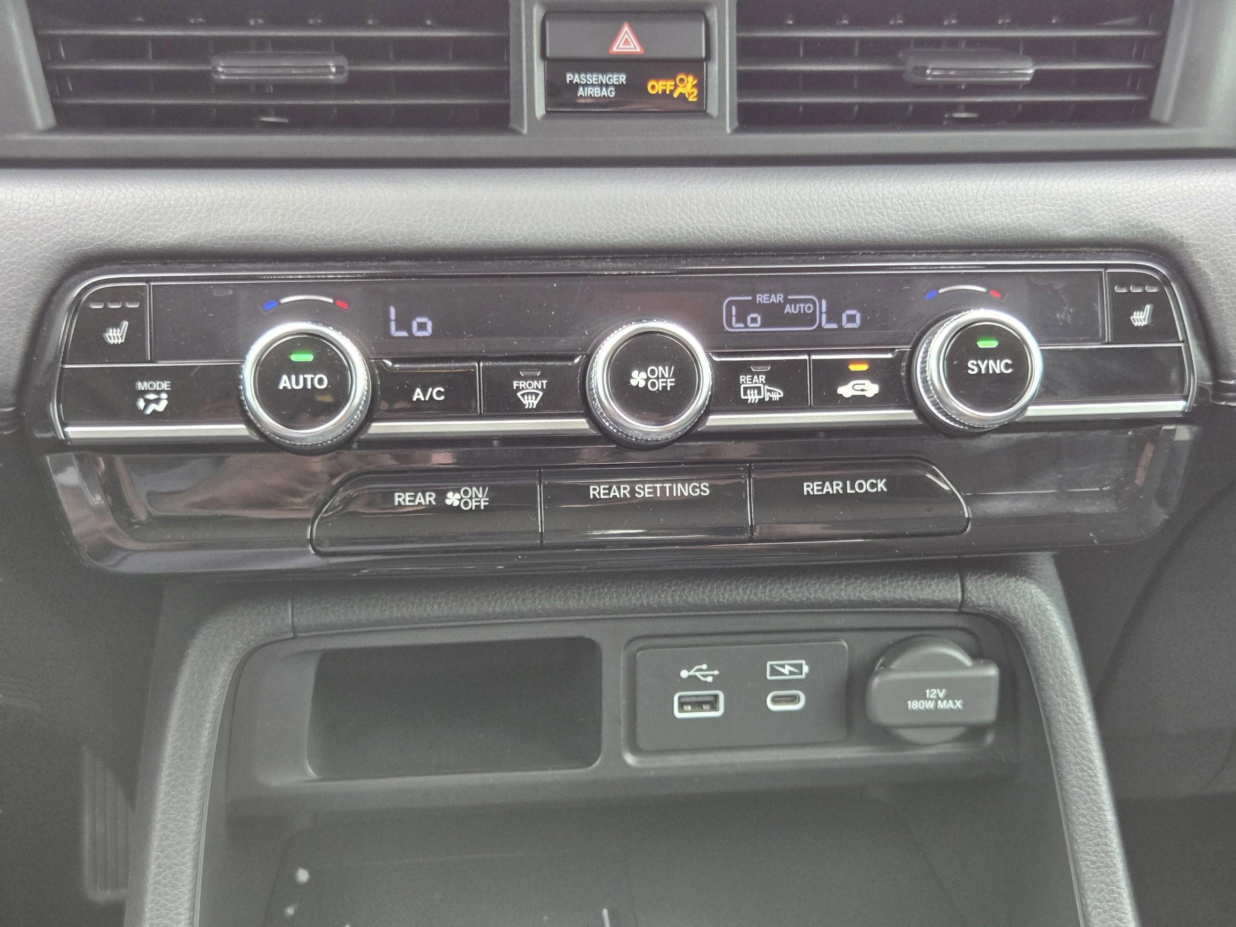 2025 Honda Pilot Touring - Photo 15