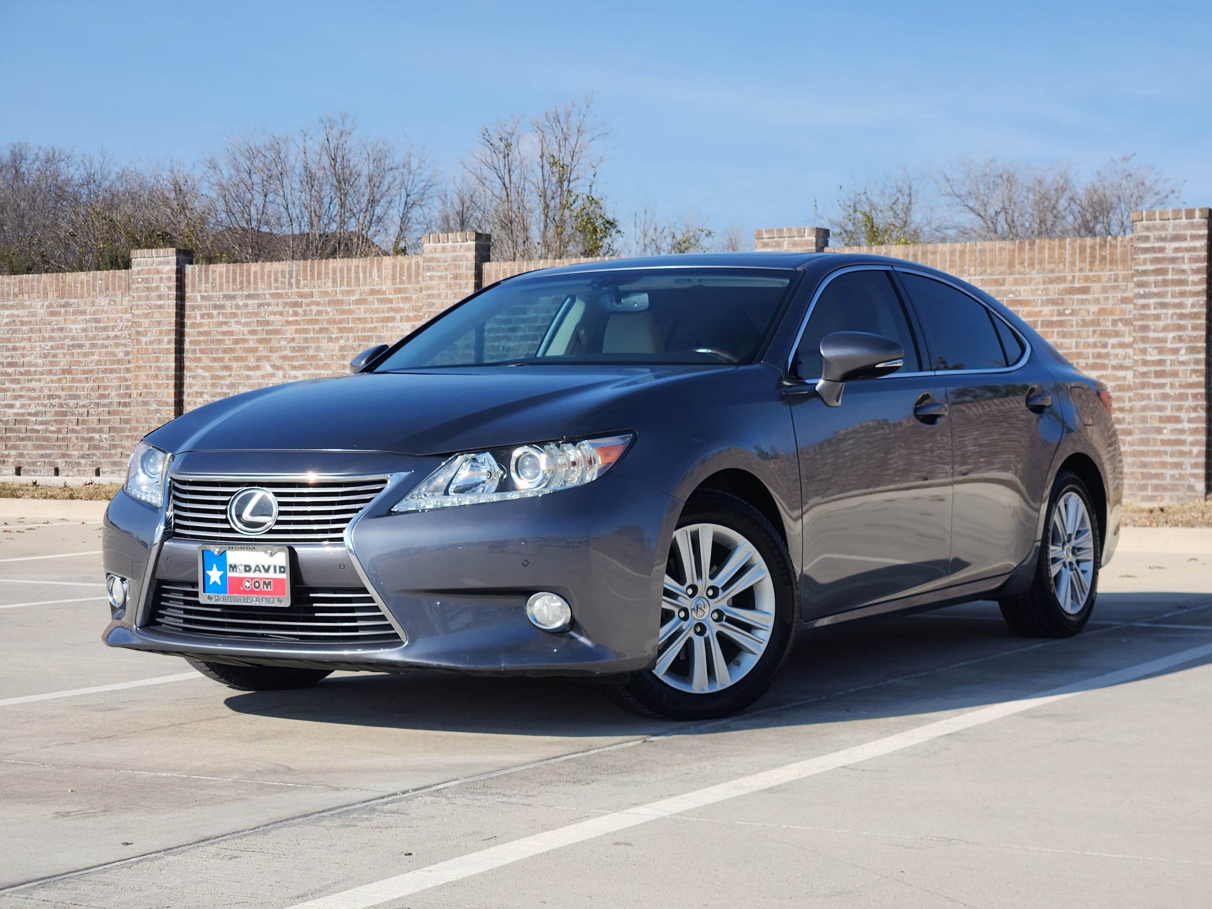2014 Lexus ES 350's photo