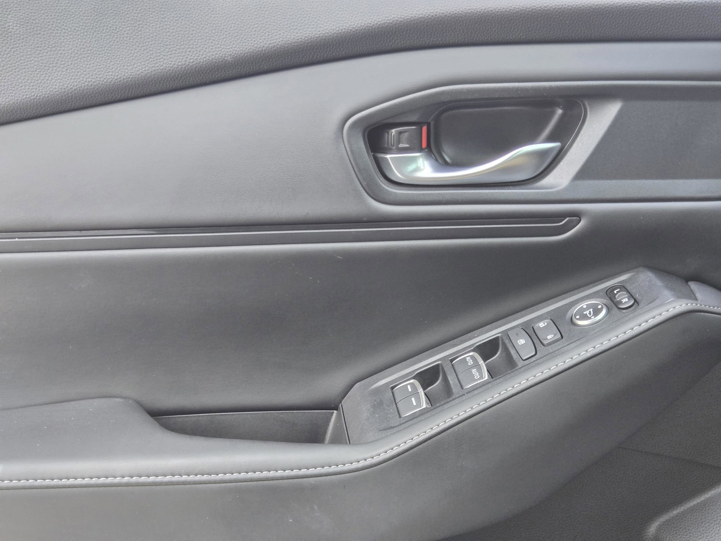 2023 Honda Accord Hybrid Sport - Photo 18