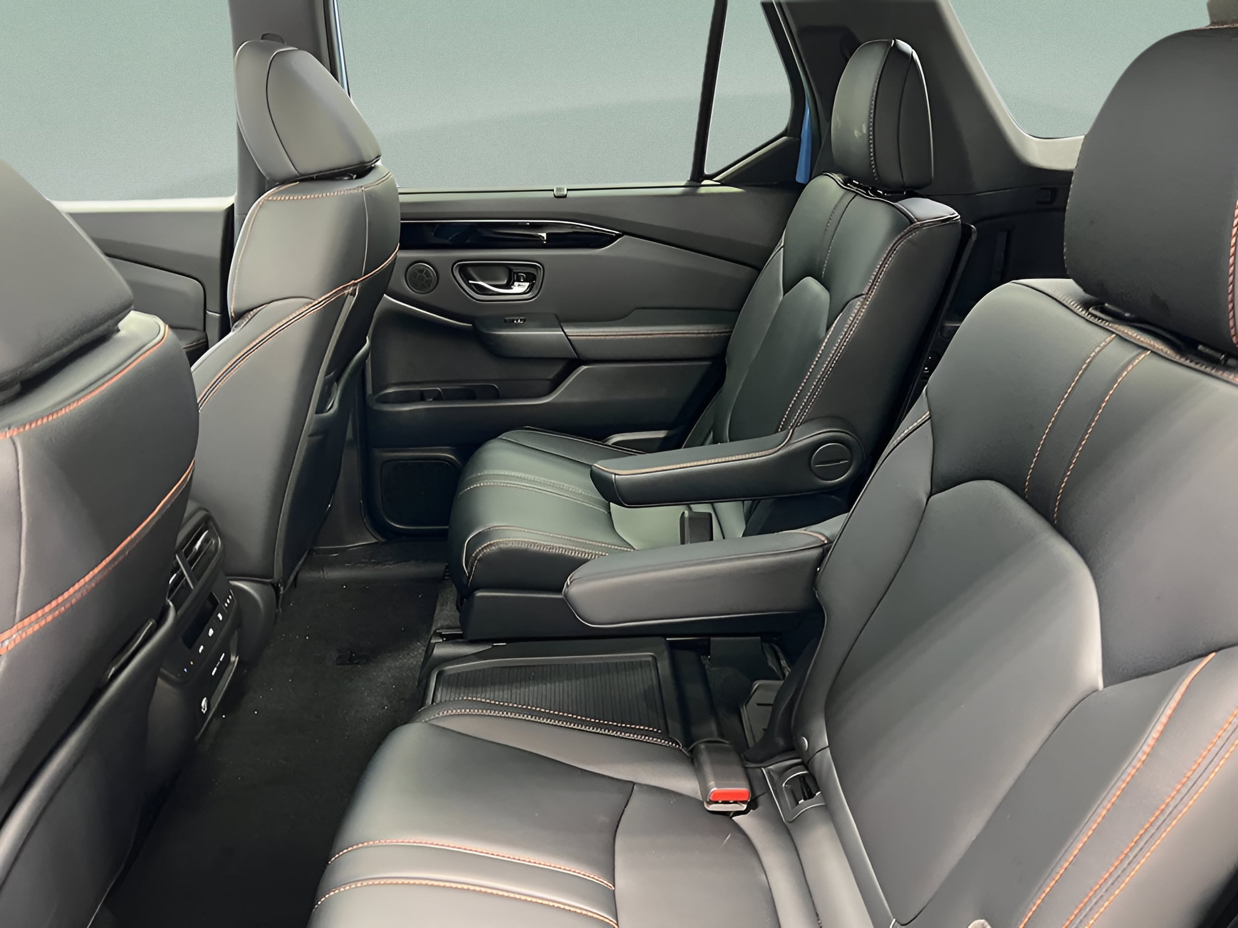 2025 Honda Pilot TrailSport - Photo 23