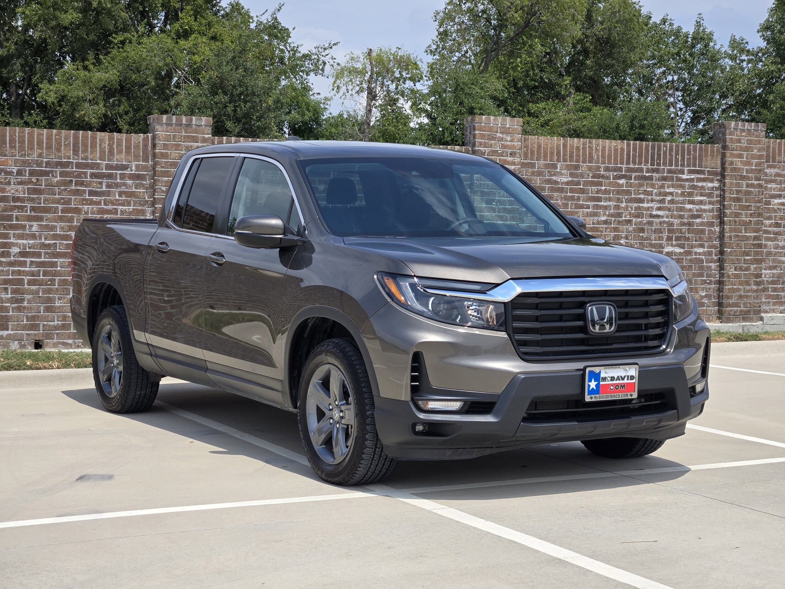 2023 Honda Ridgeline RTL photo 2