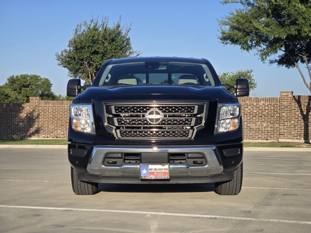 Used 2024 Nissan Titan SV Truck Crew Cab