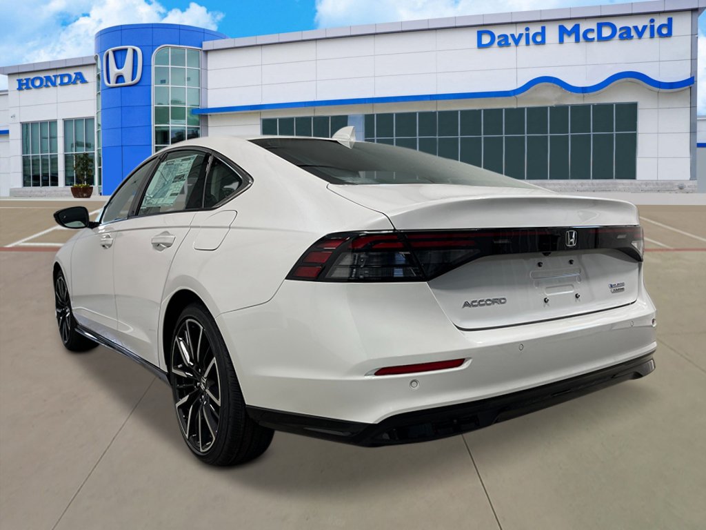 2026 Honda Accord Hybrid Touring - Photo 4