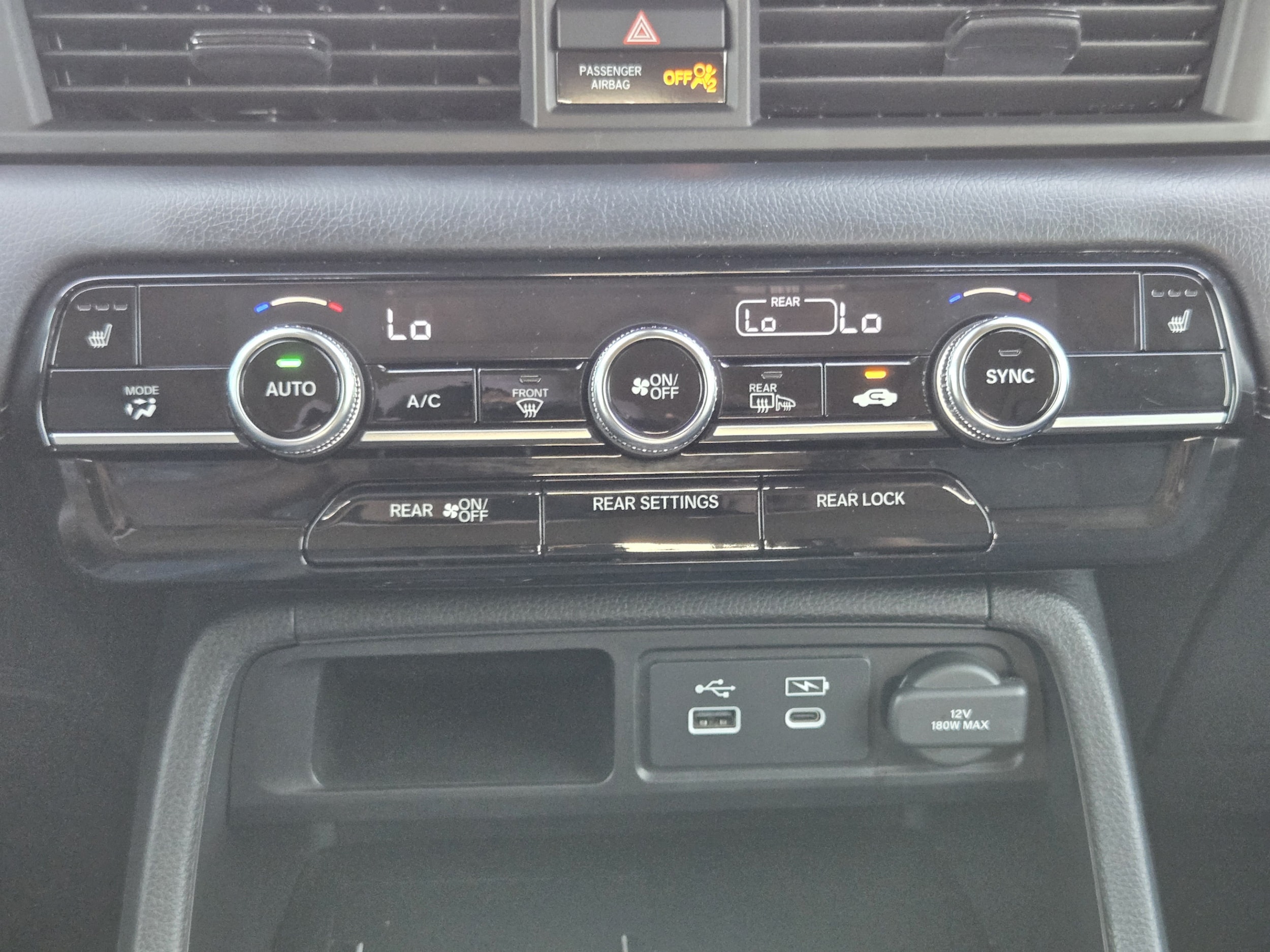 2025 Honda Pilot Touring - Photo 15