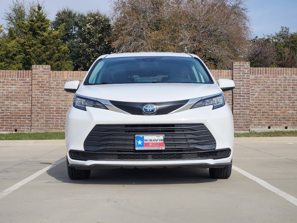 Certified 2023 Toyota Sienna LE 8 Passenger Van Passenger Van