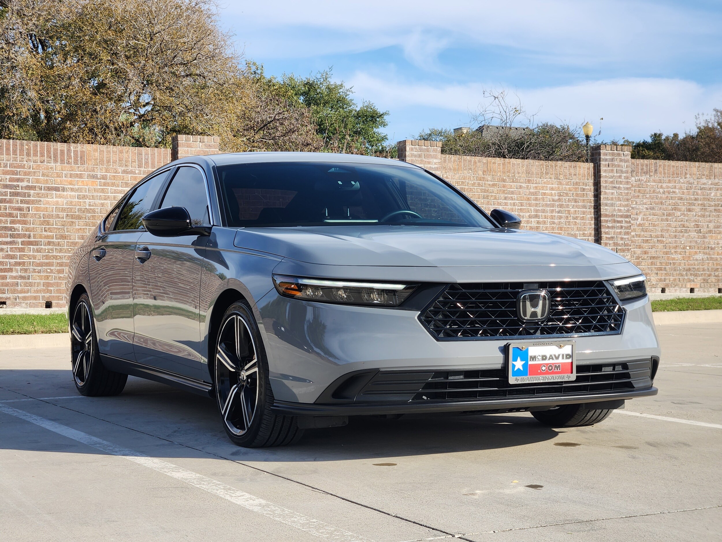 2023 Honda Accord Hybrid Sport photo 3