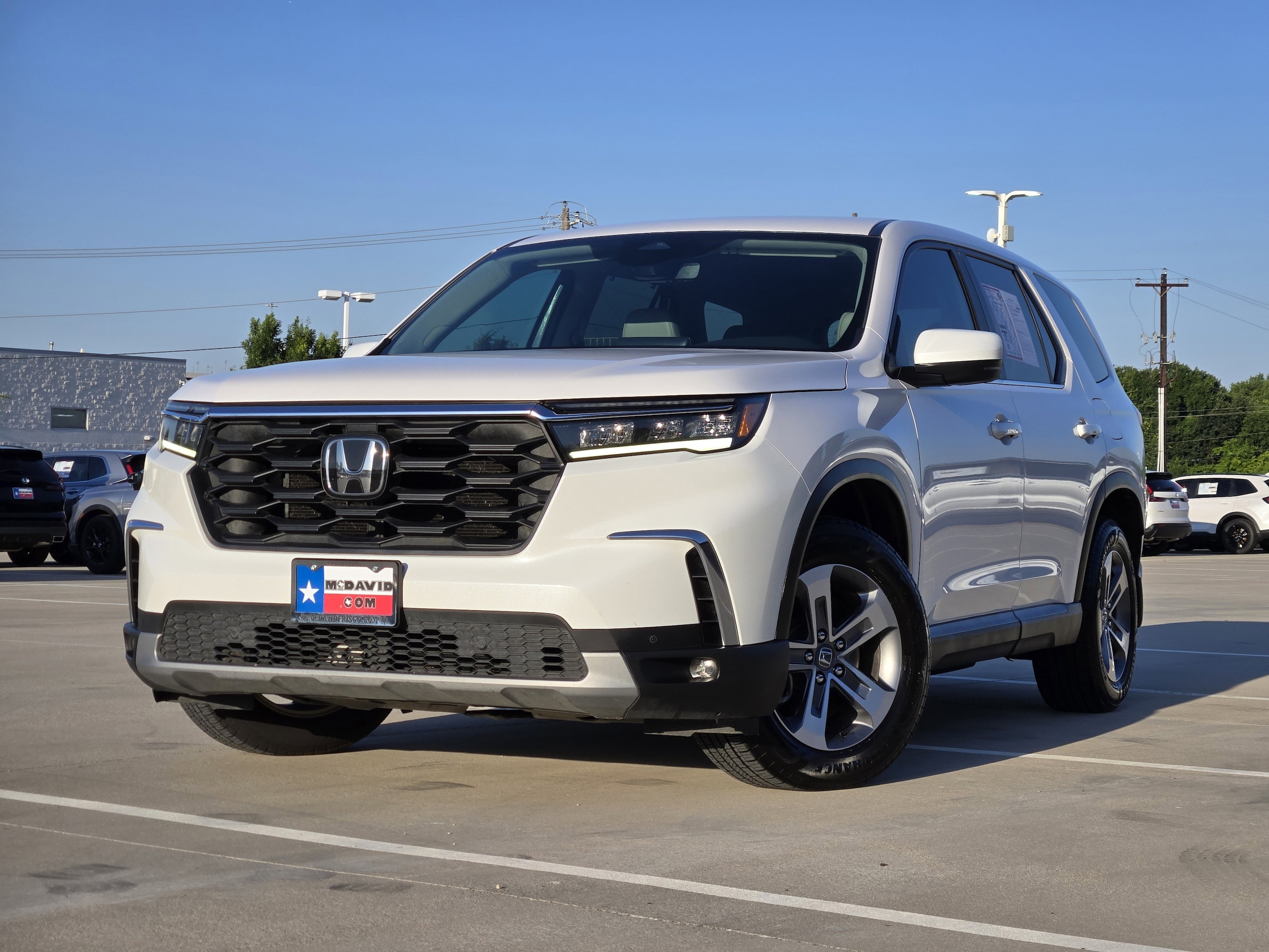 2023 Honda Pilot EX-L 8-Occupant AWD's photo