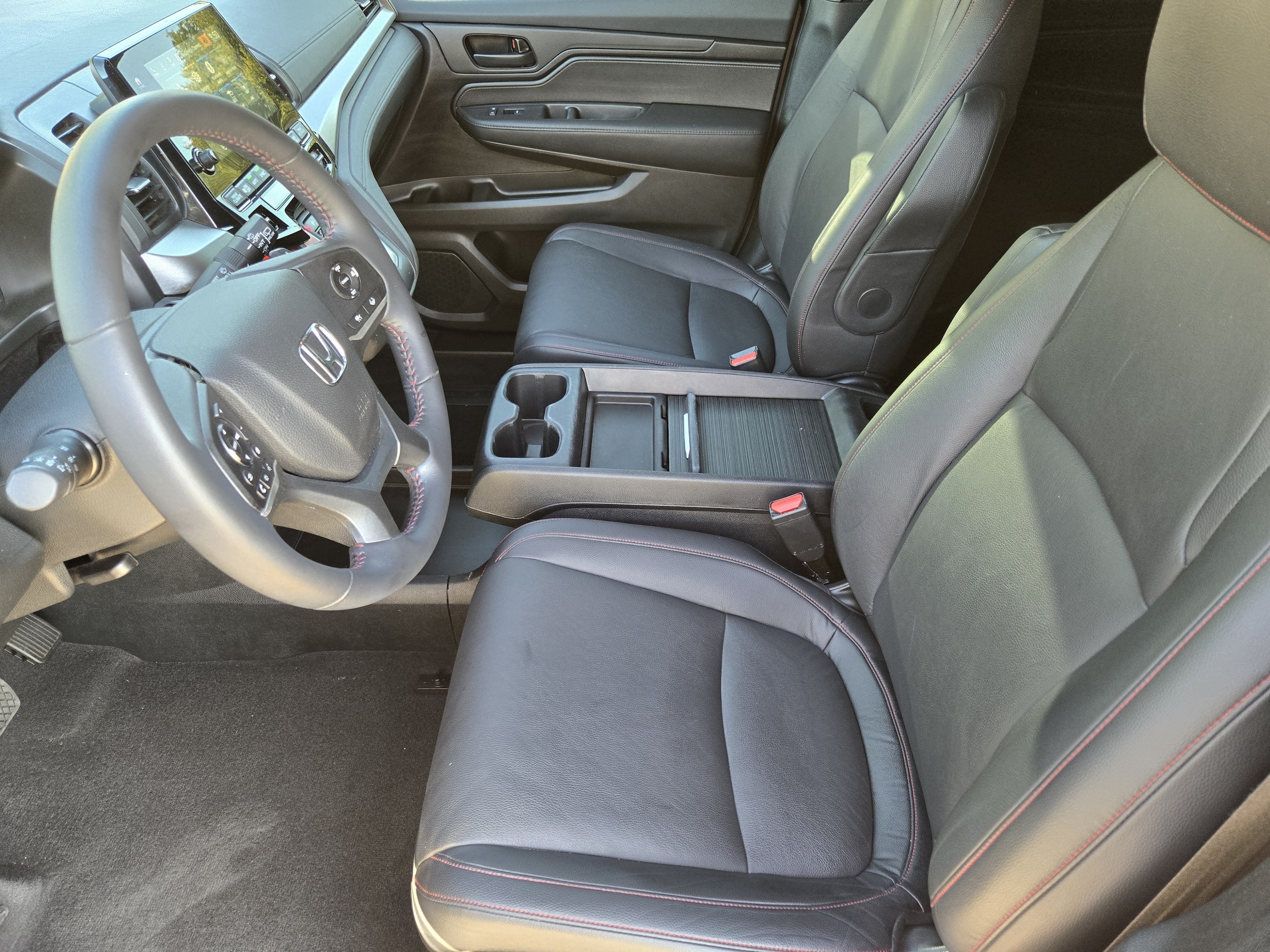 2023 Honda Odyssey SPORT - Photo 13