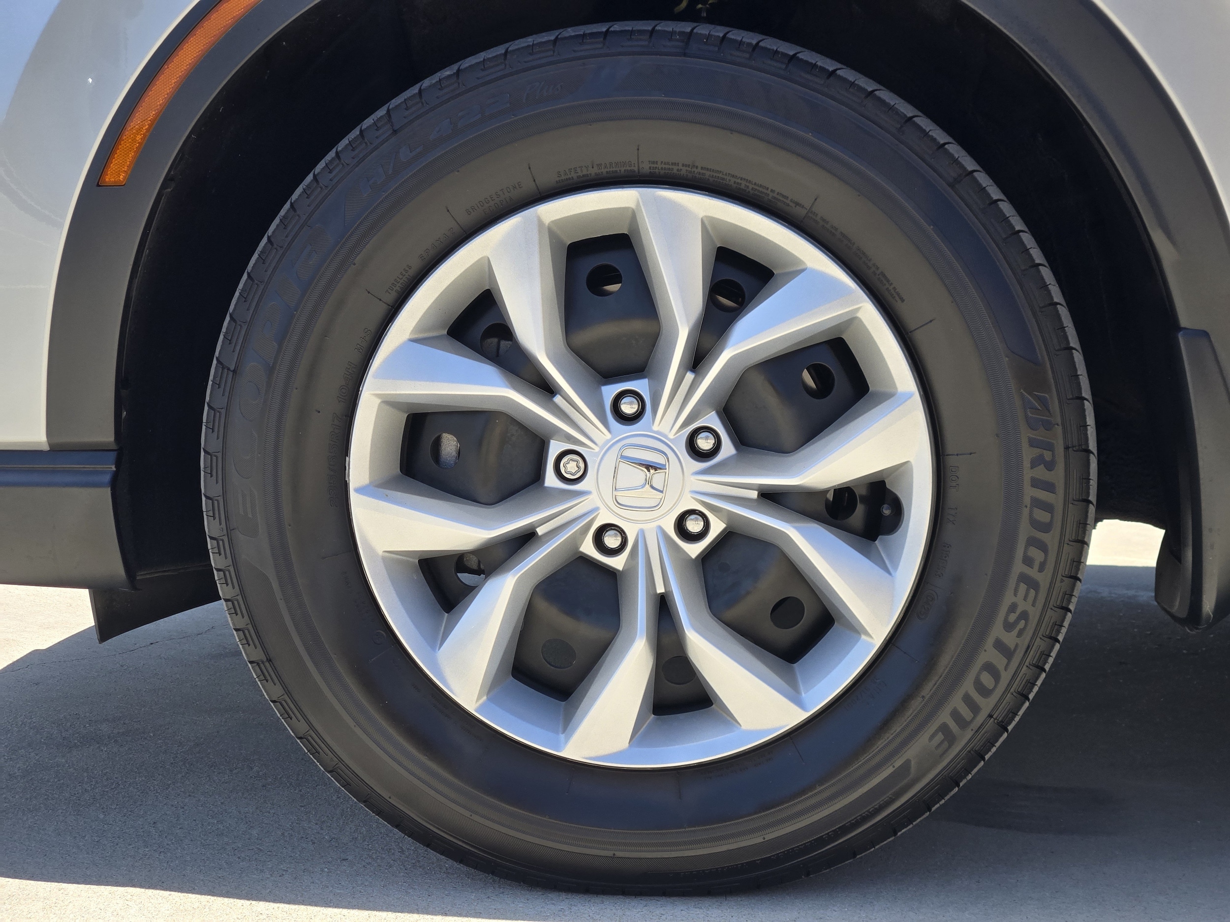 2025 Honda CR-V LX - Photo 10