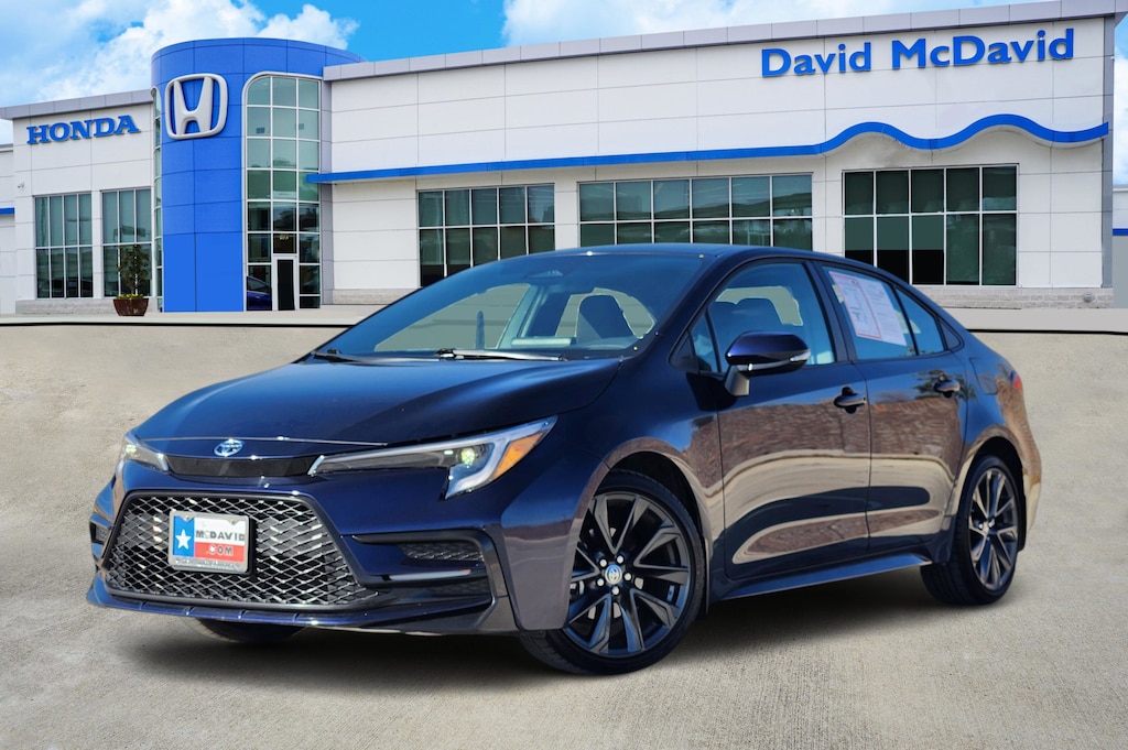 Used 2023 Toyota Corolla SE Sedan