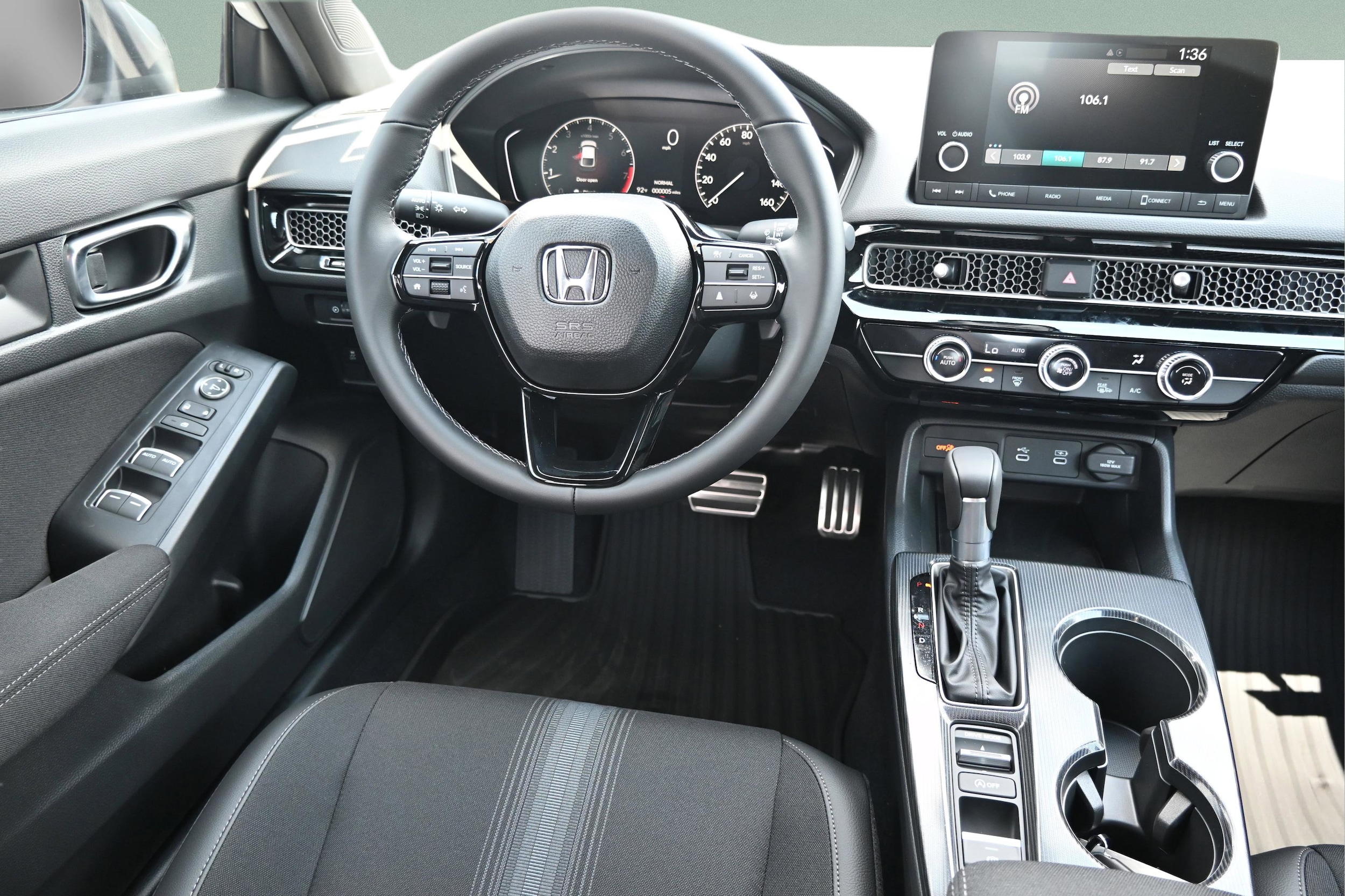2026 Honda Civic Hatchback Sport - Photo 10